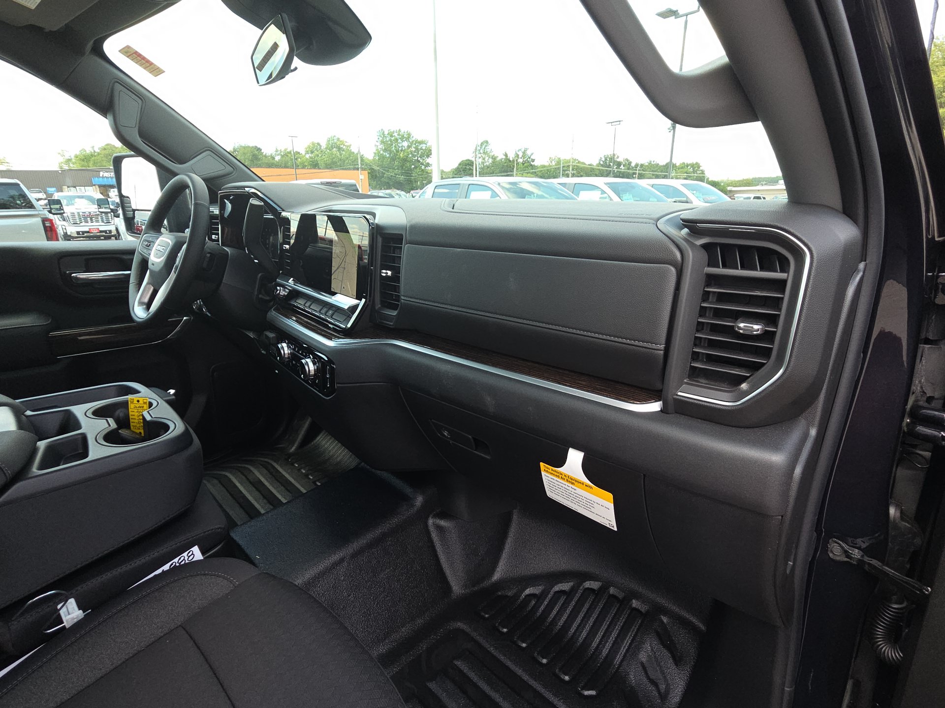 2026 GMC Sierra 3500 Chassis Cab SLE - Photo 28