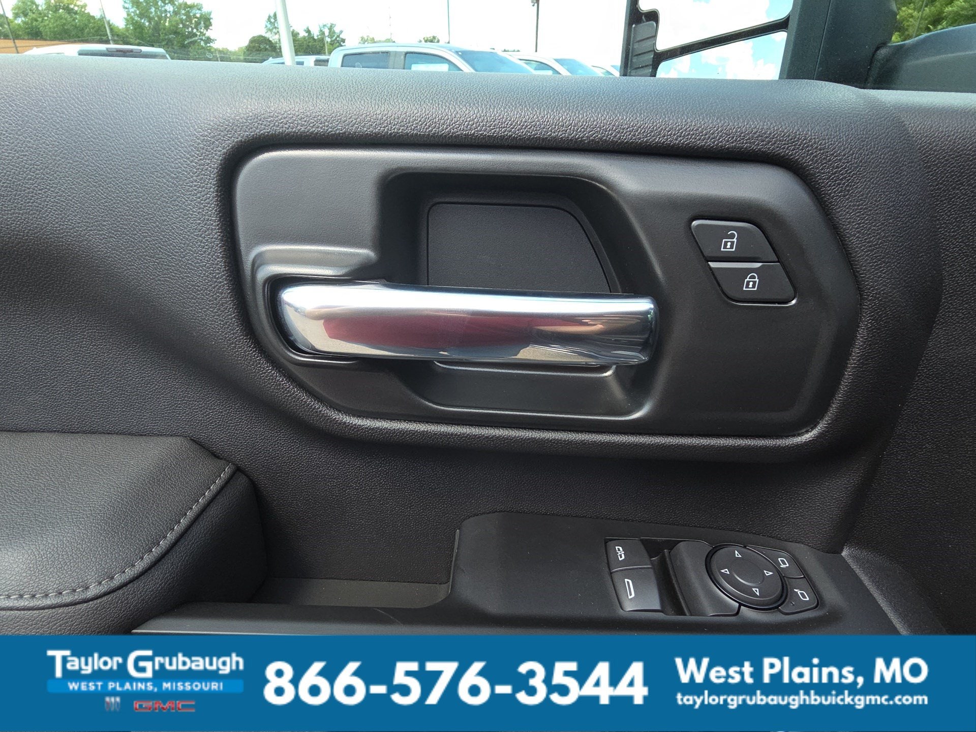 2026 GMC Sierra 3500 Chassis Cab SLE - Photo 14