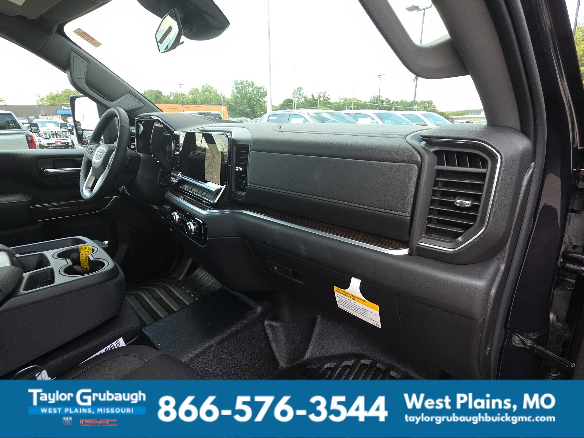 2026 GMC Sierra 3500 Chassis Cab SLE - Photo 29