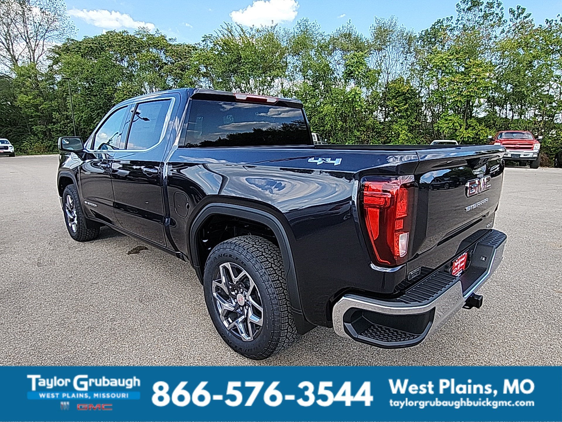 2026 GMC Sierra 1500 SLE - Photo 7