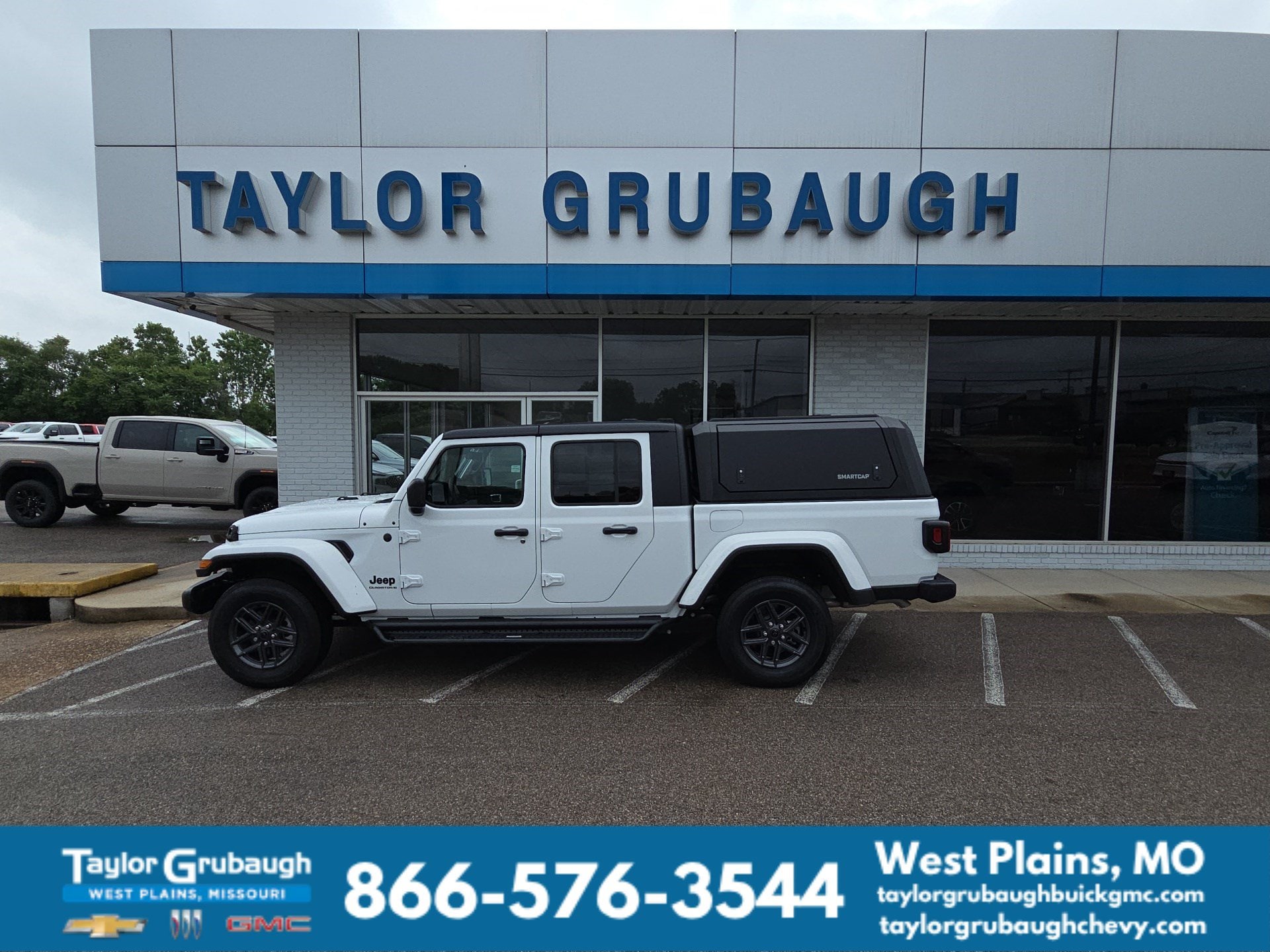  2025 Jeep Gladiator Sport S Crew Cab 4WD   