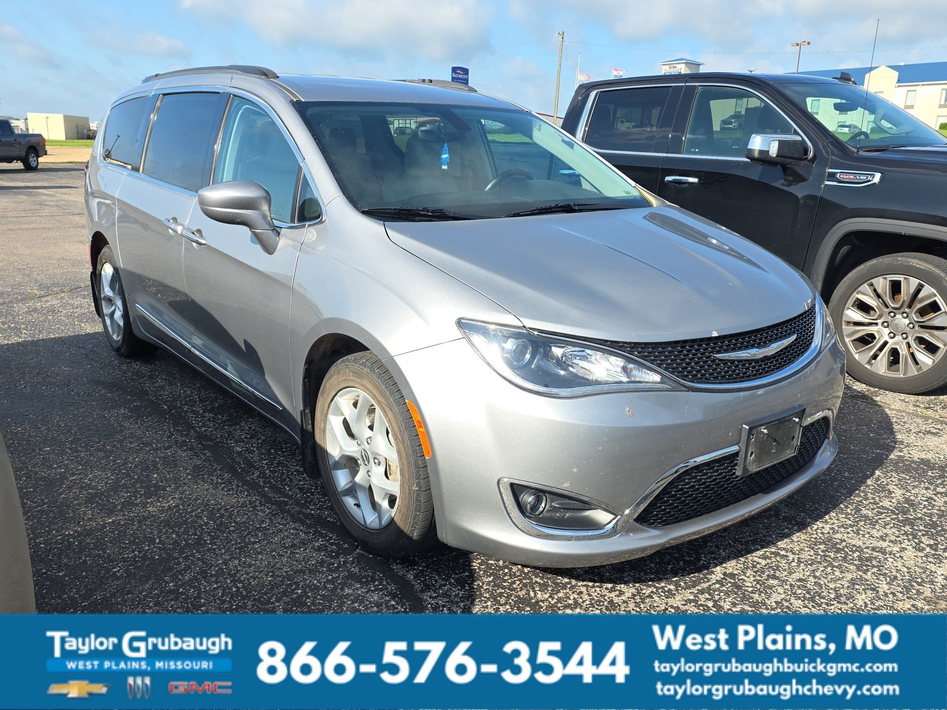2017 Chrysler Pacifica Touring L FWD