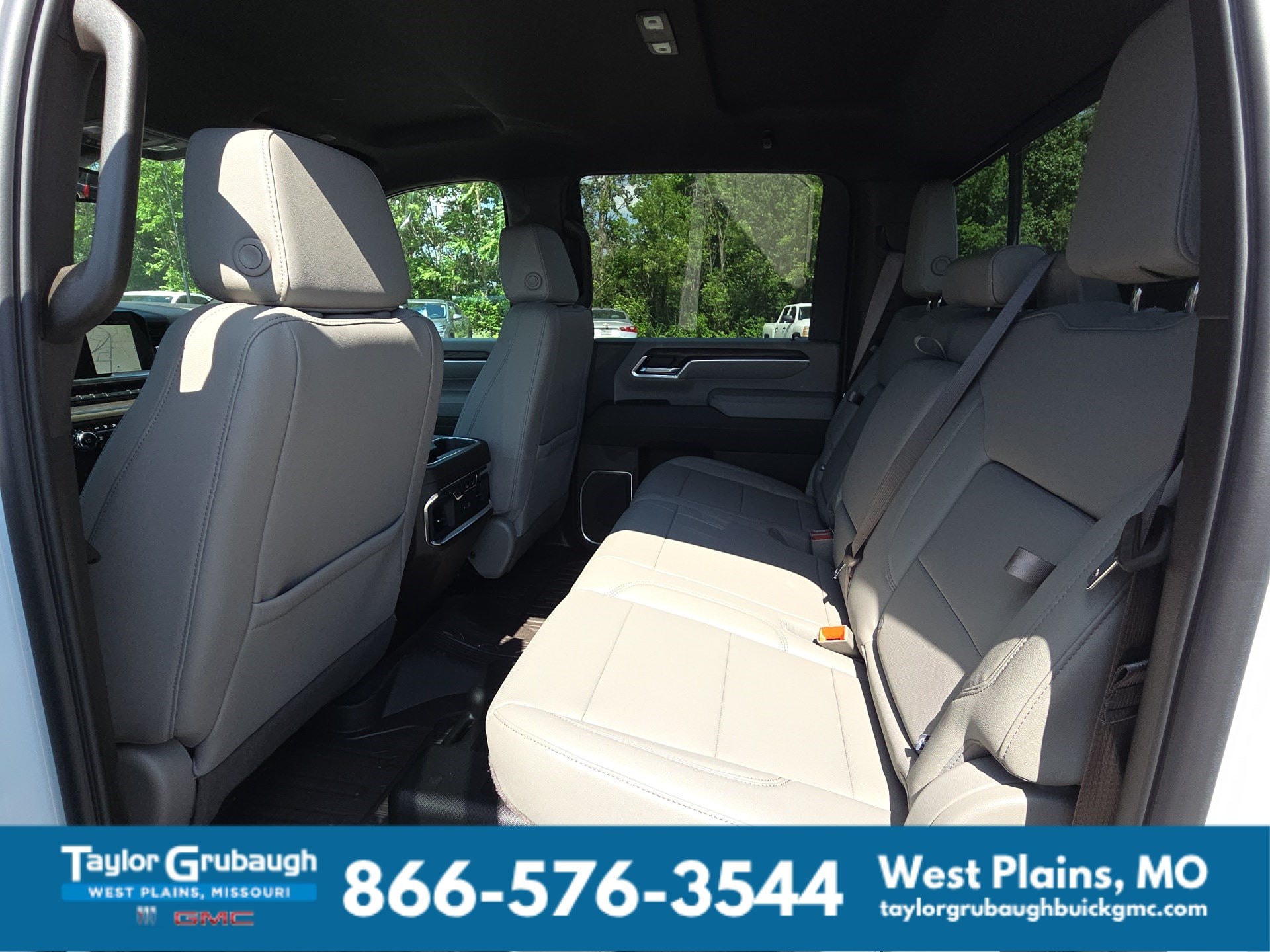 2026 GMC Sierra 3500HD SLT - Photo 29