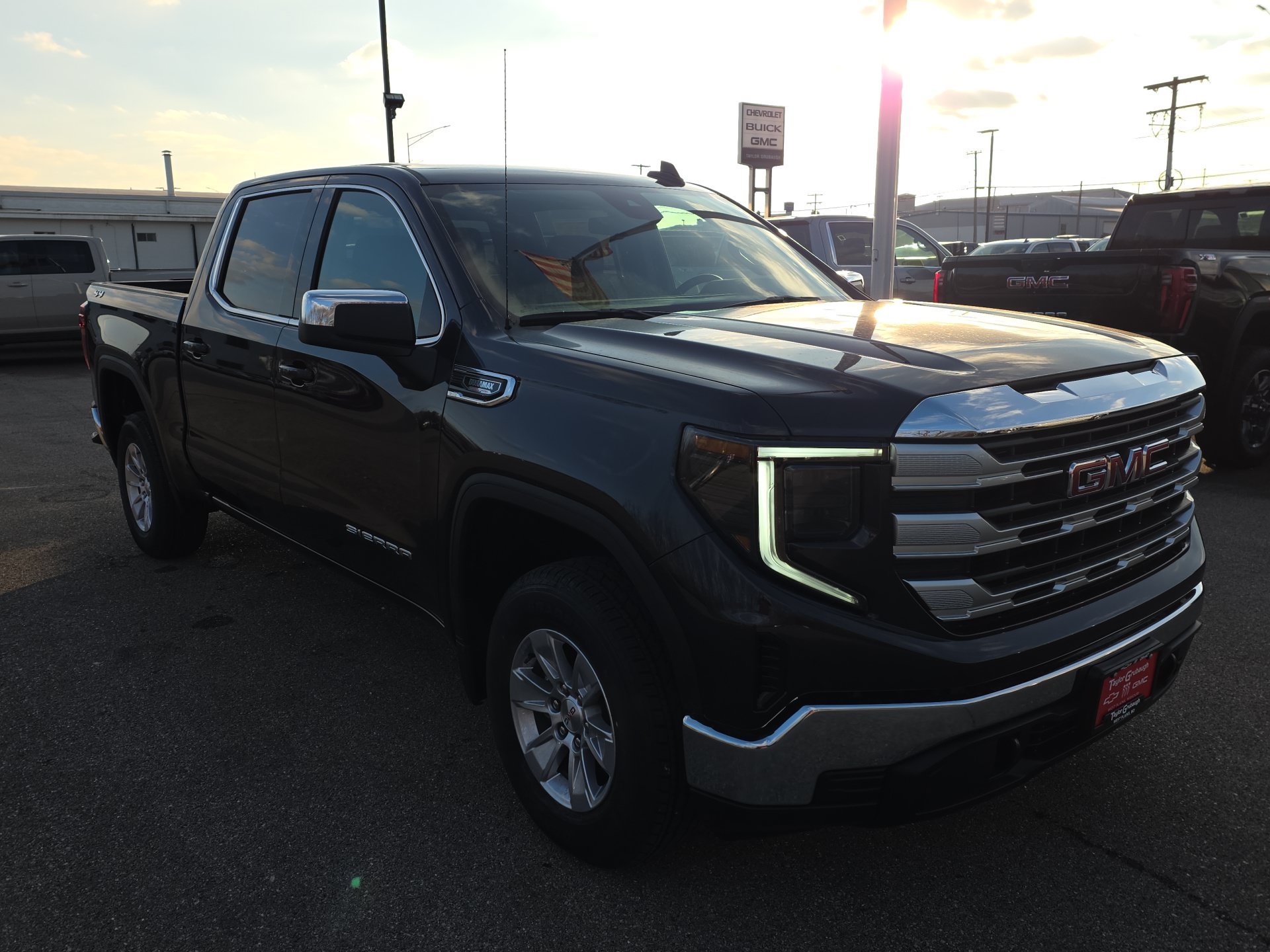 New 2026 GMC Sierra 1500 SLE Truck