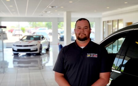 Staff member DEVIN KELTNER from ID_f565be