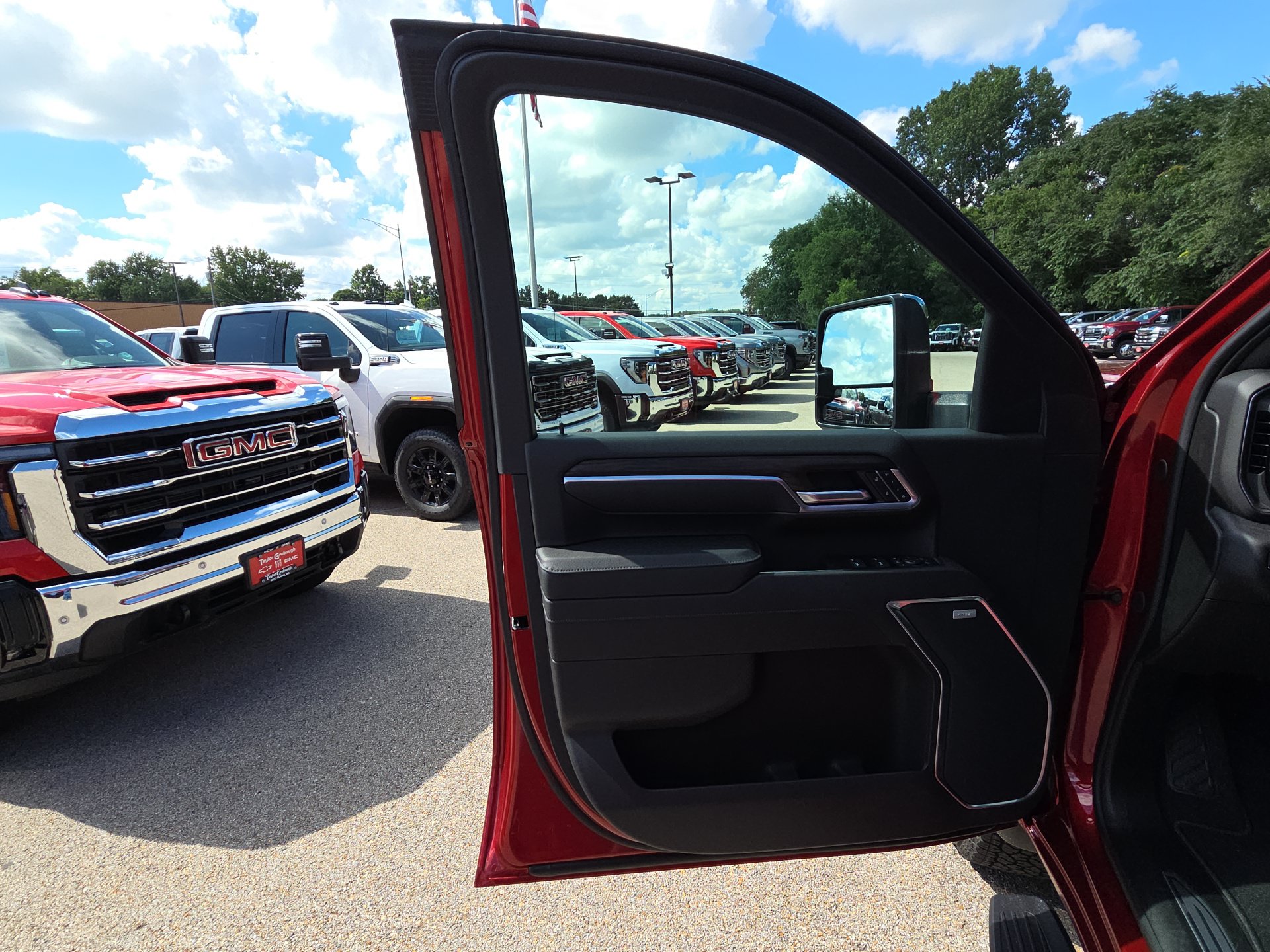 2026 GMC Sierra 2500HD SLT - Photo 13