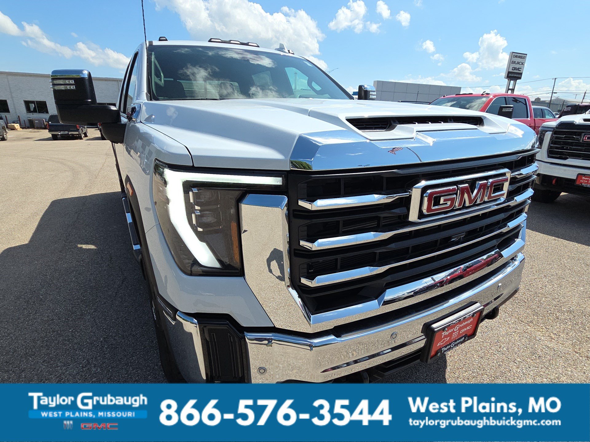 2026 GMC Sierra 3500HD SLT - Photo 13