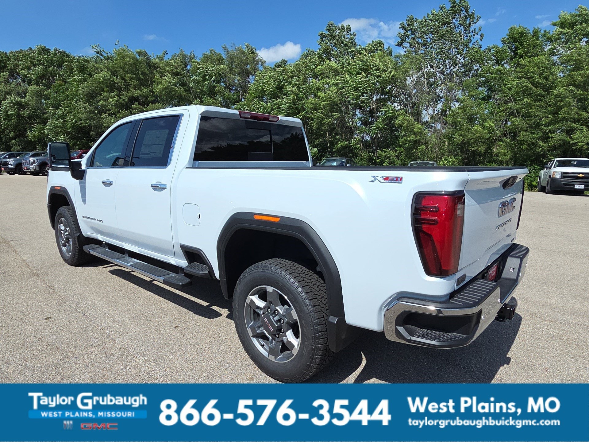 2026 GMC Sierra 3500HD SLT - Photo 7