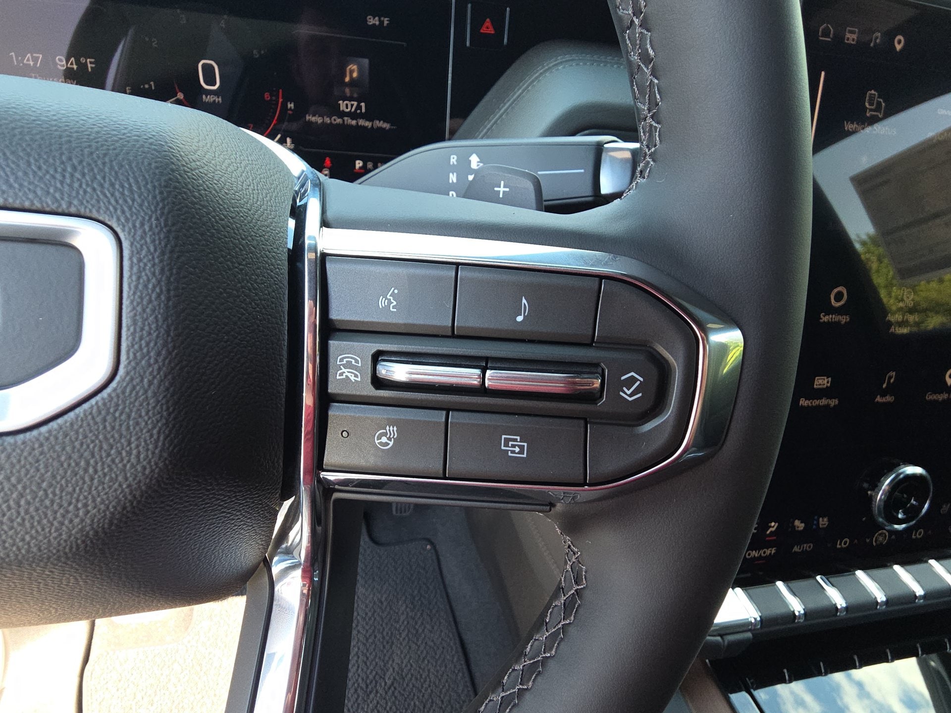 2026 GMC Yukon XL Denali - Photo 19