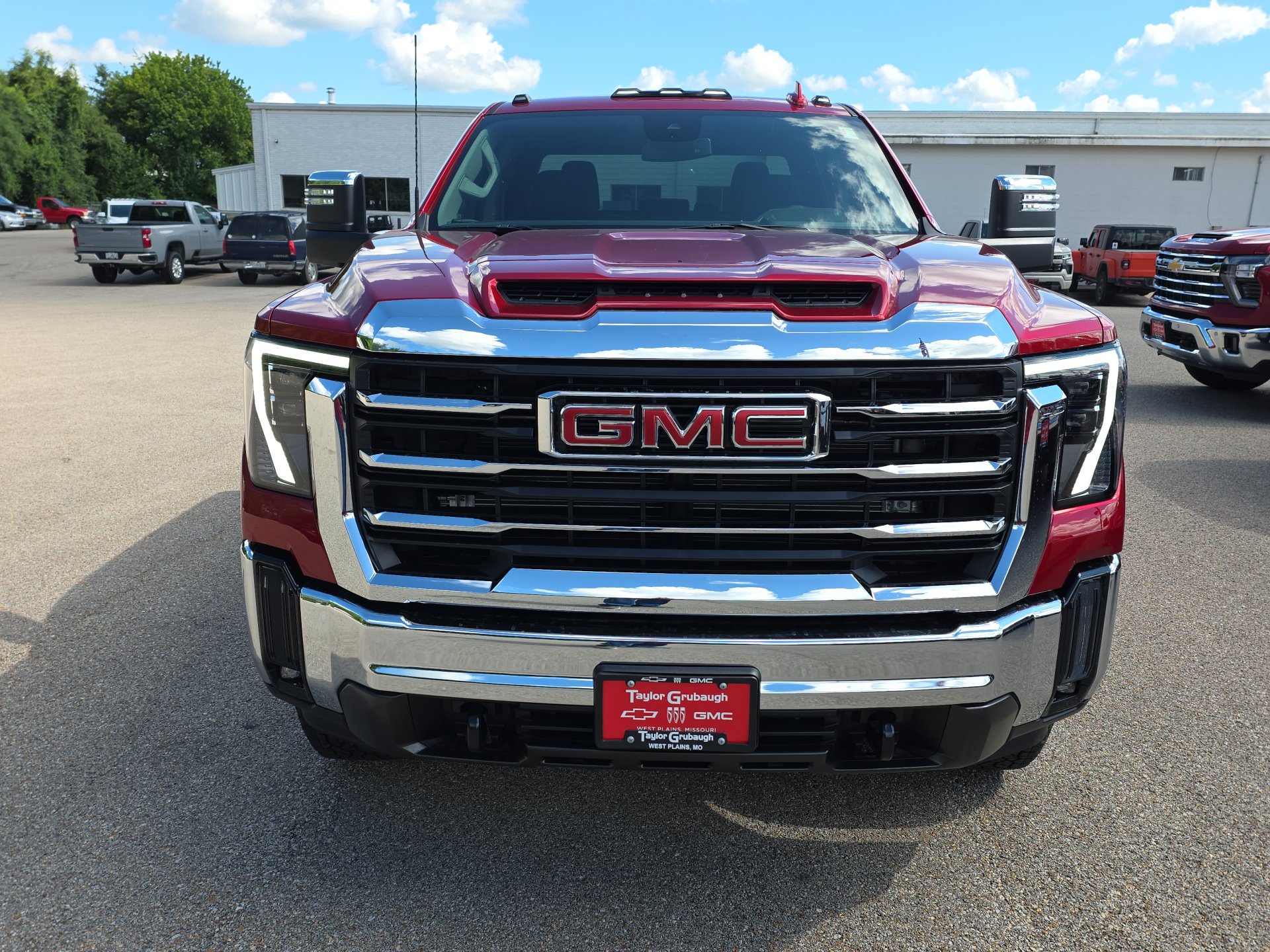 2026 GMC Sierra 2500HD SLT - Photo 3
