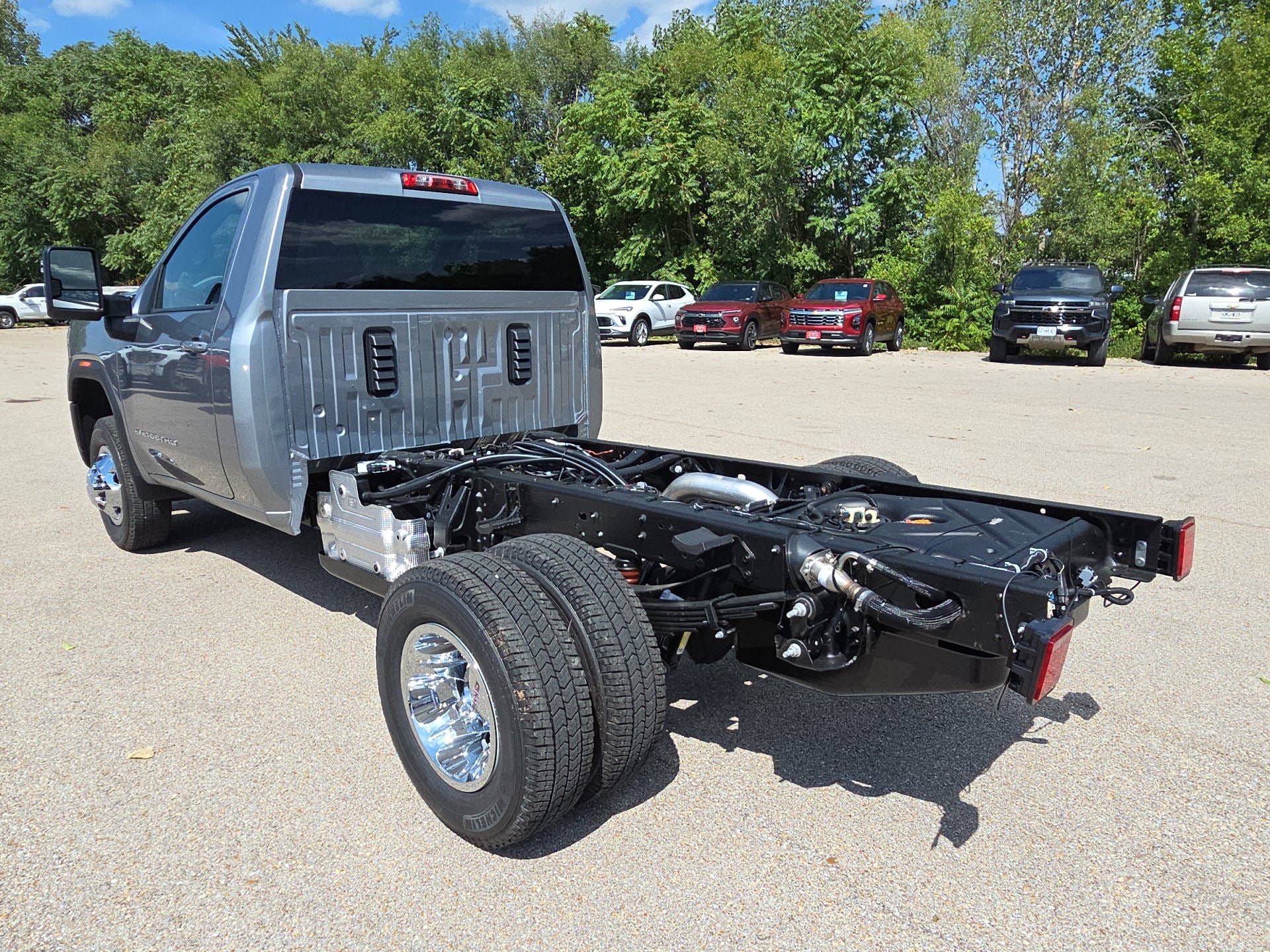 2026 GMC Sierra 3500 Chassis Cab SLE - Photo 6