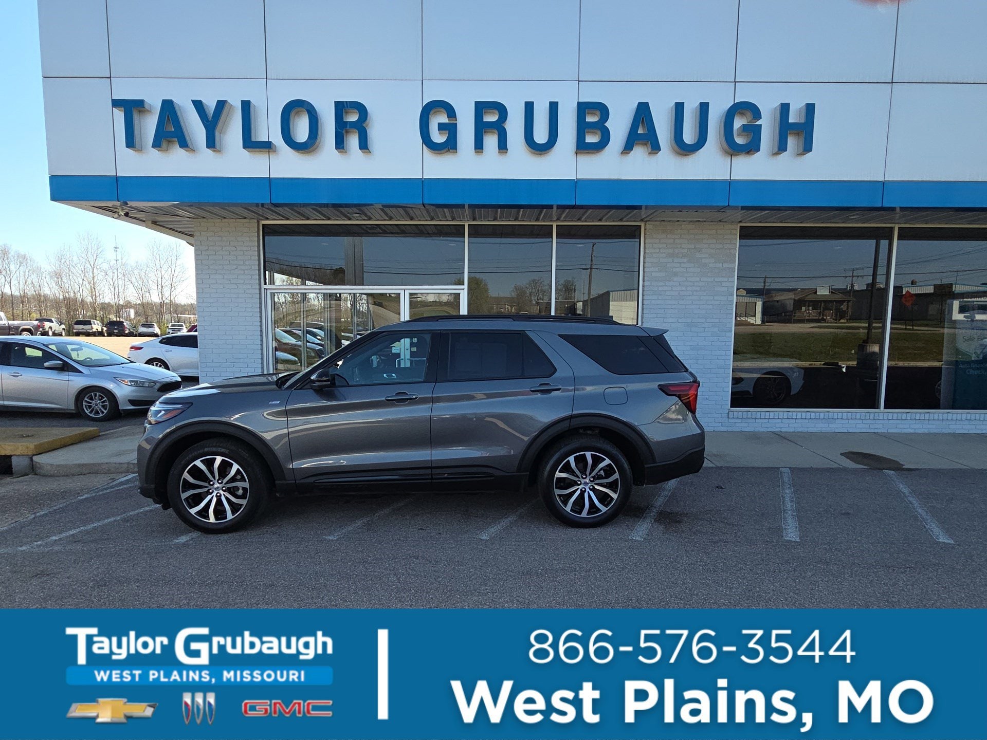 2025 Ford Explorer ST-Line AWD