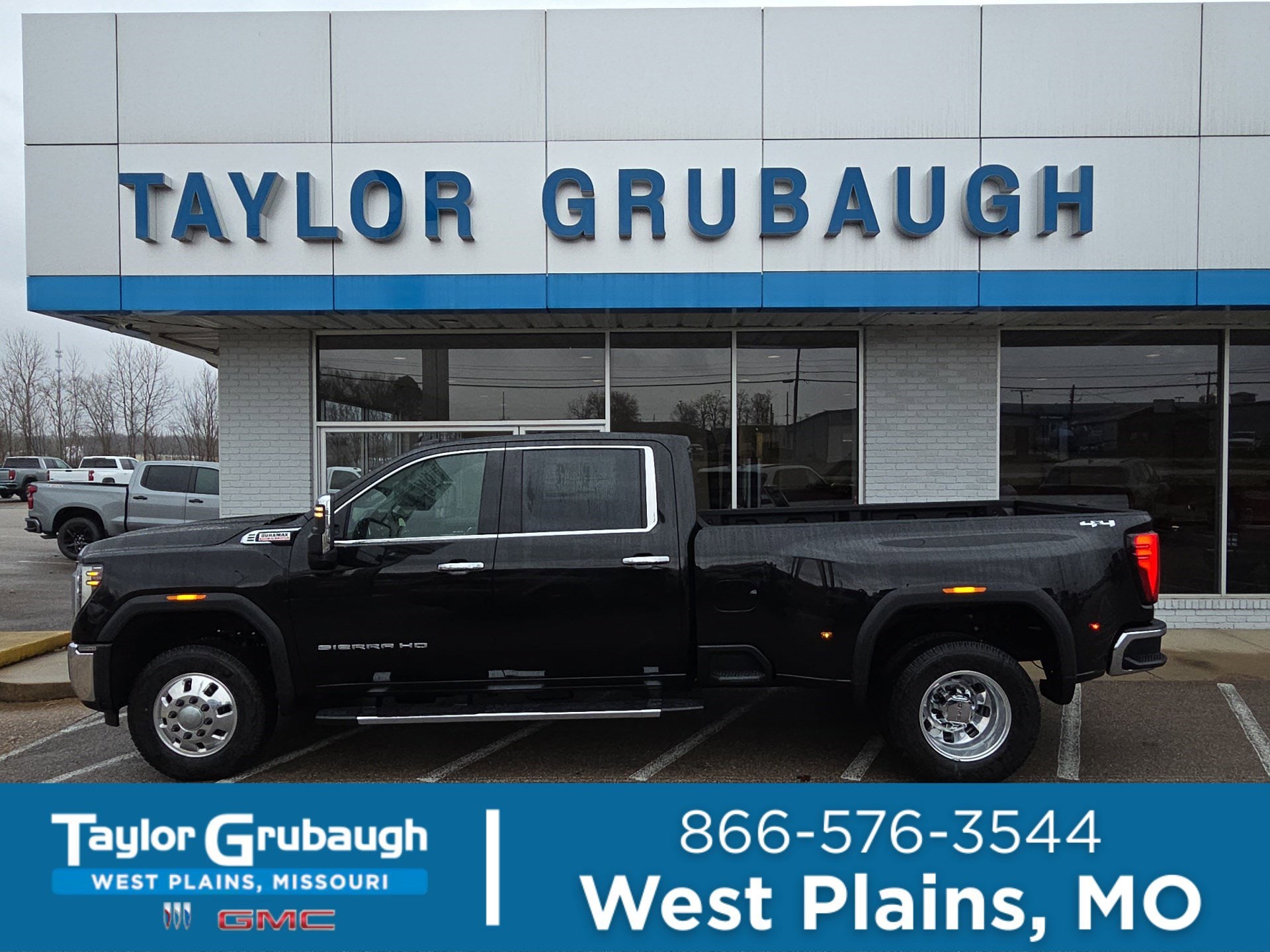 Onyx Black 2026 GMC Sierra 3500HD SLT Crew Cab LB DRW 4WD Pickup Truck Four-Wheel Drive Automatic