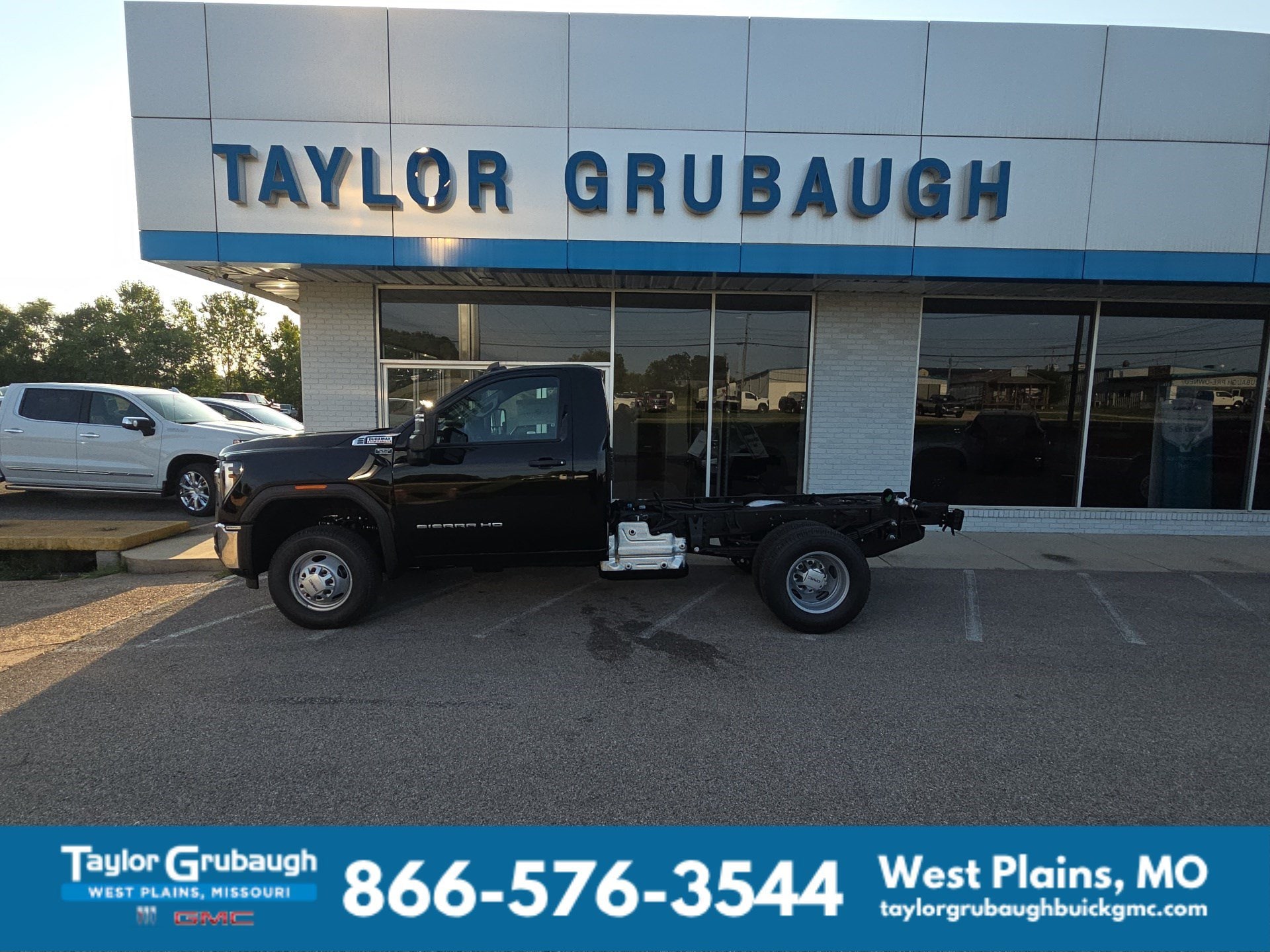 Onyx Black 2026 GMC Sierra 3500HD Chassis Pickup Truck Four-Wheel Drive Automatic