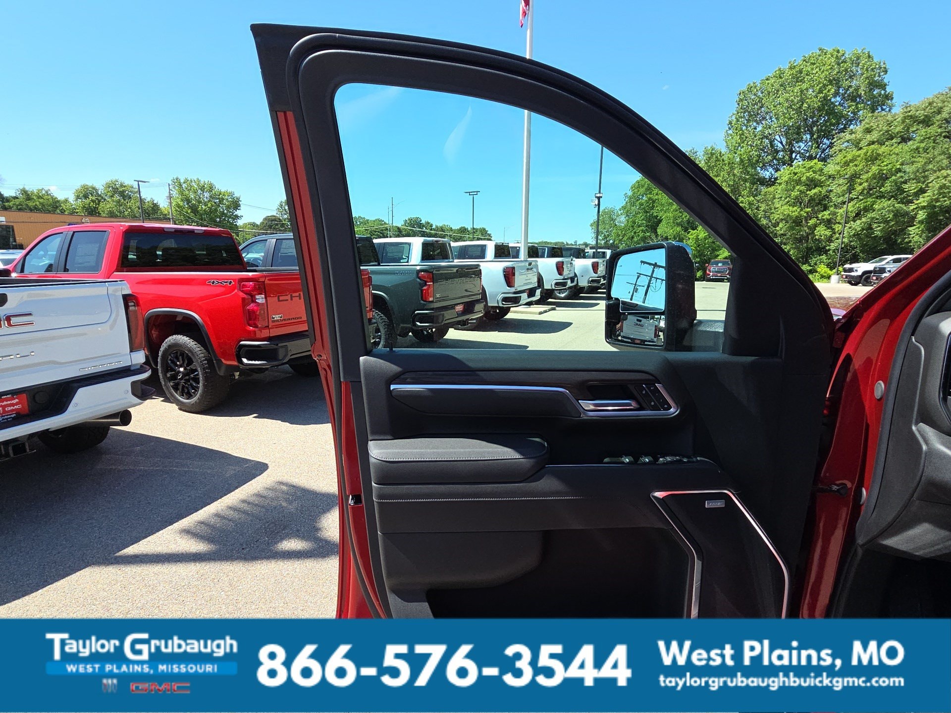 2026 GMC Sierra 2500HD SLT - Photo 14