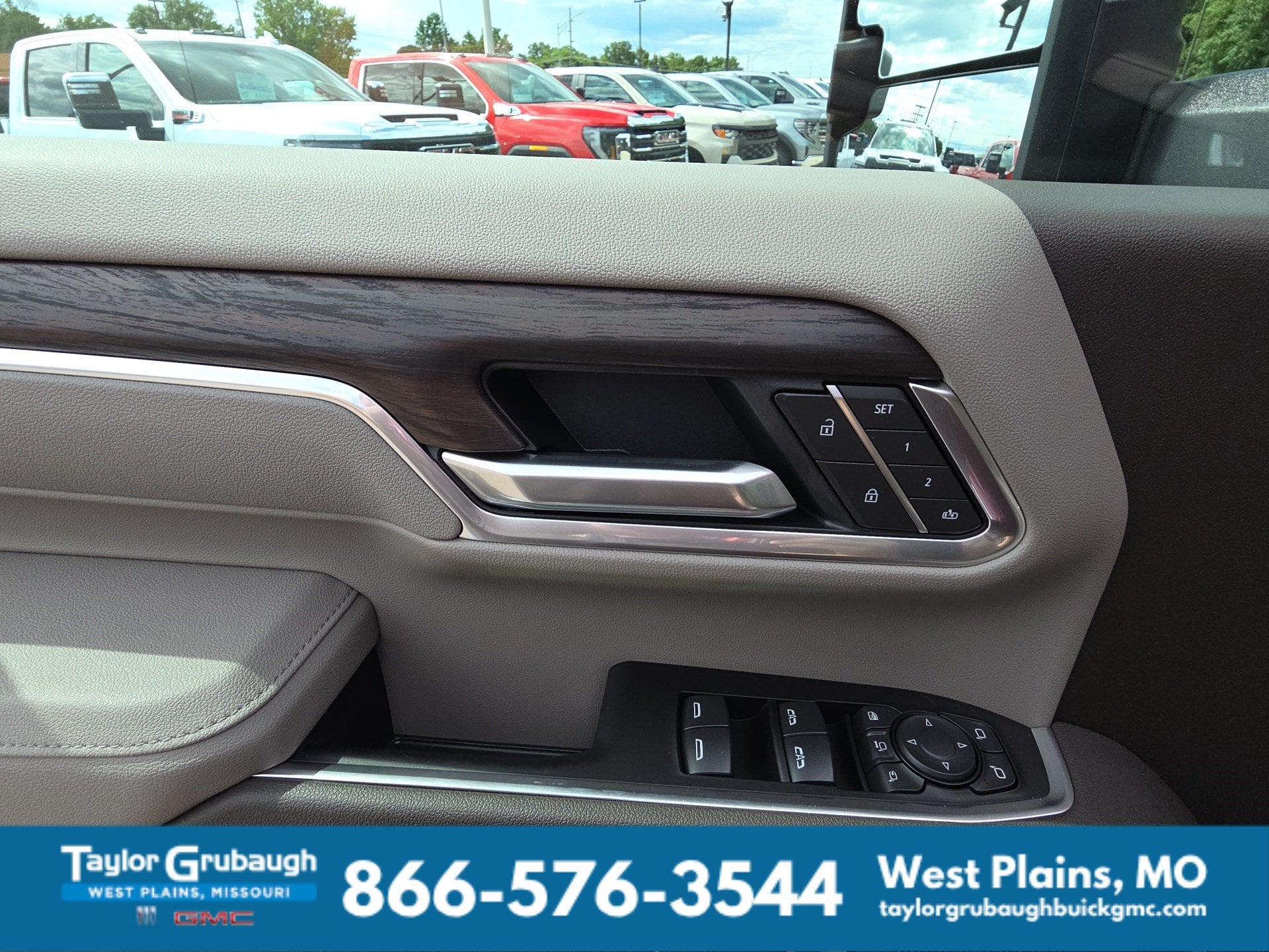 2026 GMC Sierra 3500HD SLT - Photo 15