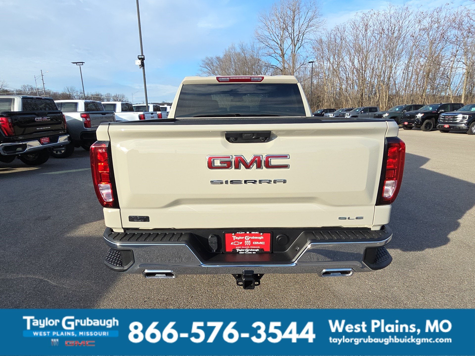 2026 GMC Sierra 1500 SLE - Photo 7