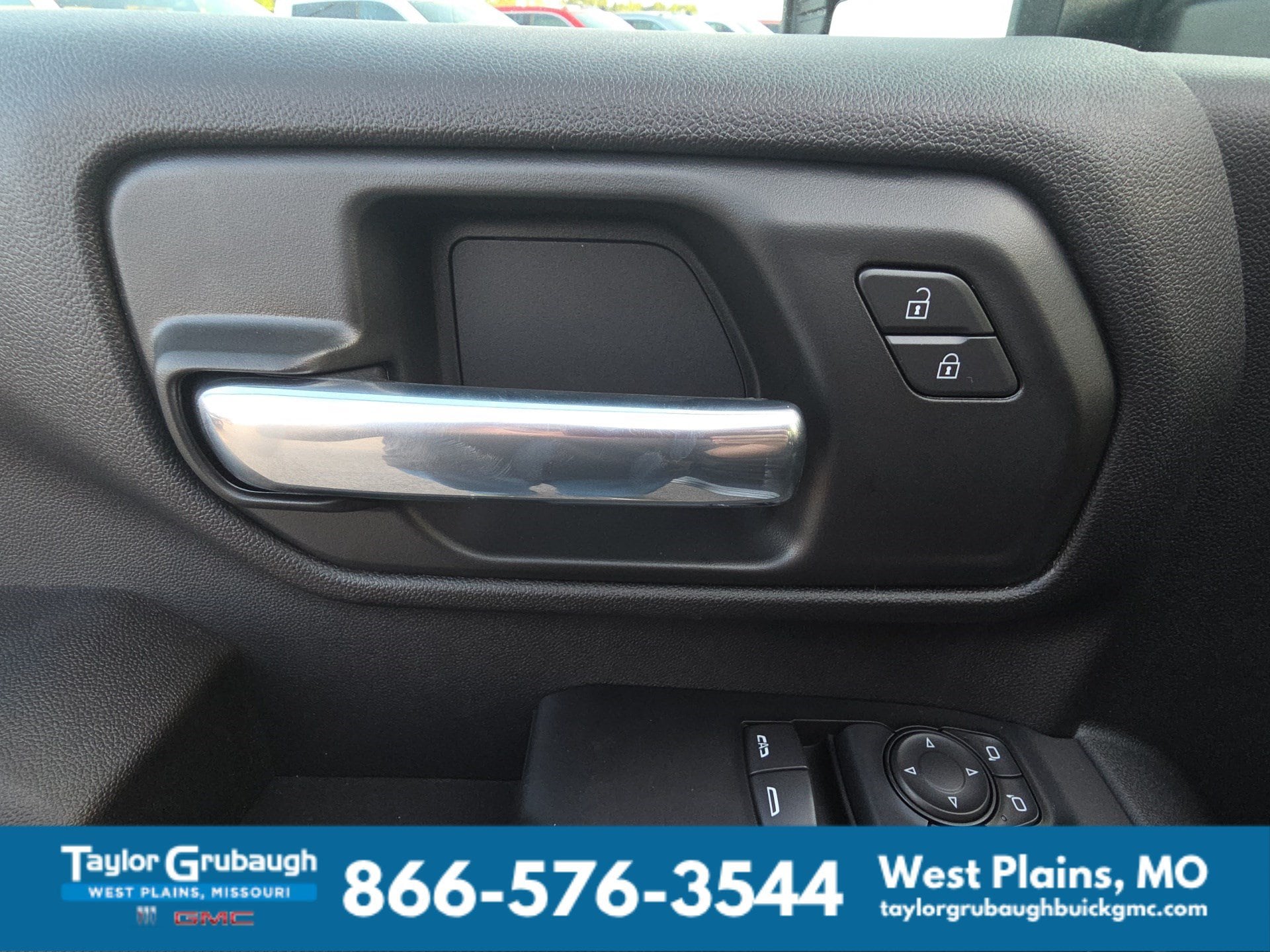 2026 GMC Sierra 3500HD Pro - Photo 14