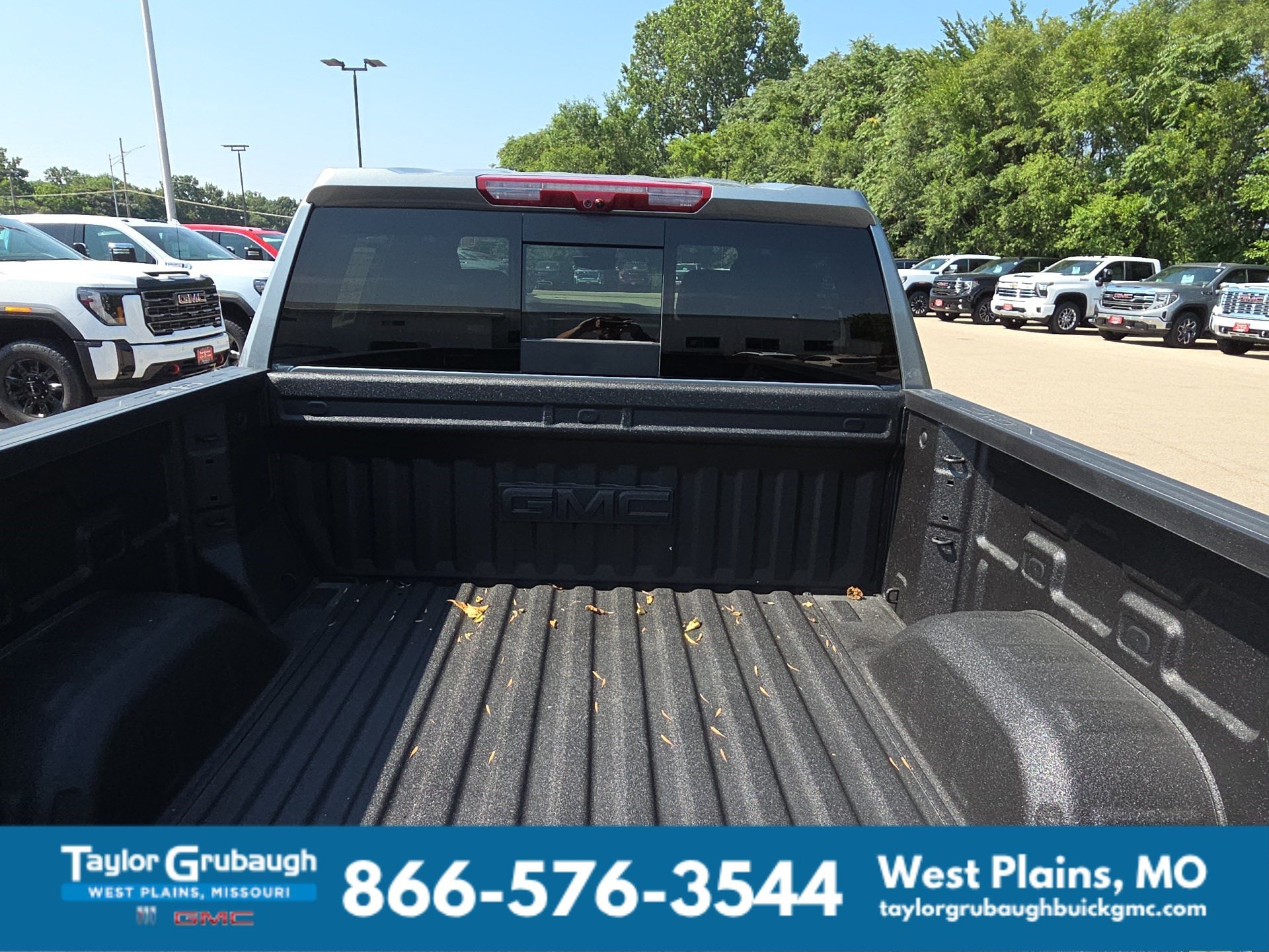 2026 GMC Sierra 1500 Denali - Photo 8