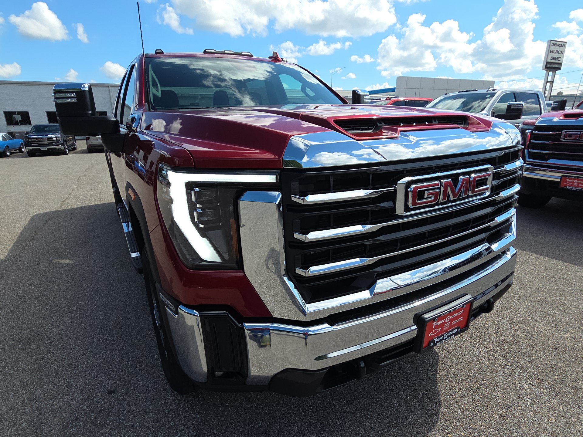 2026 GMC Sierra 2500HD SLT - Photo 12