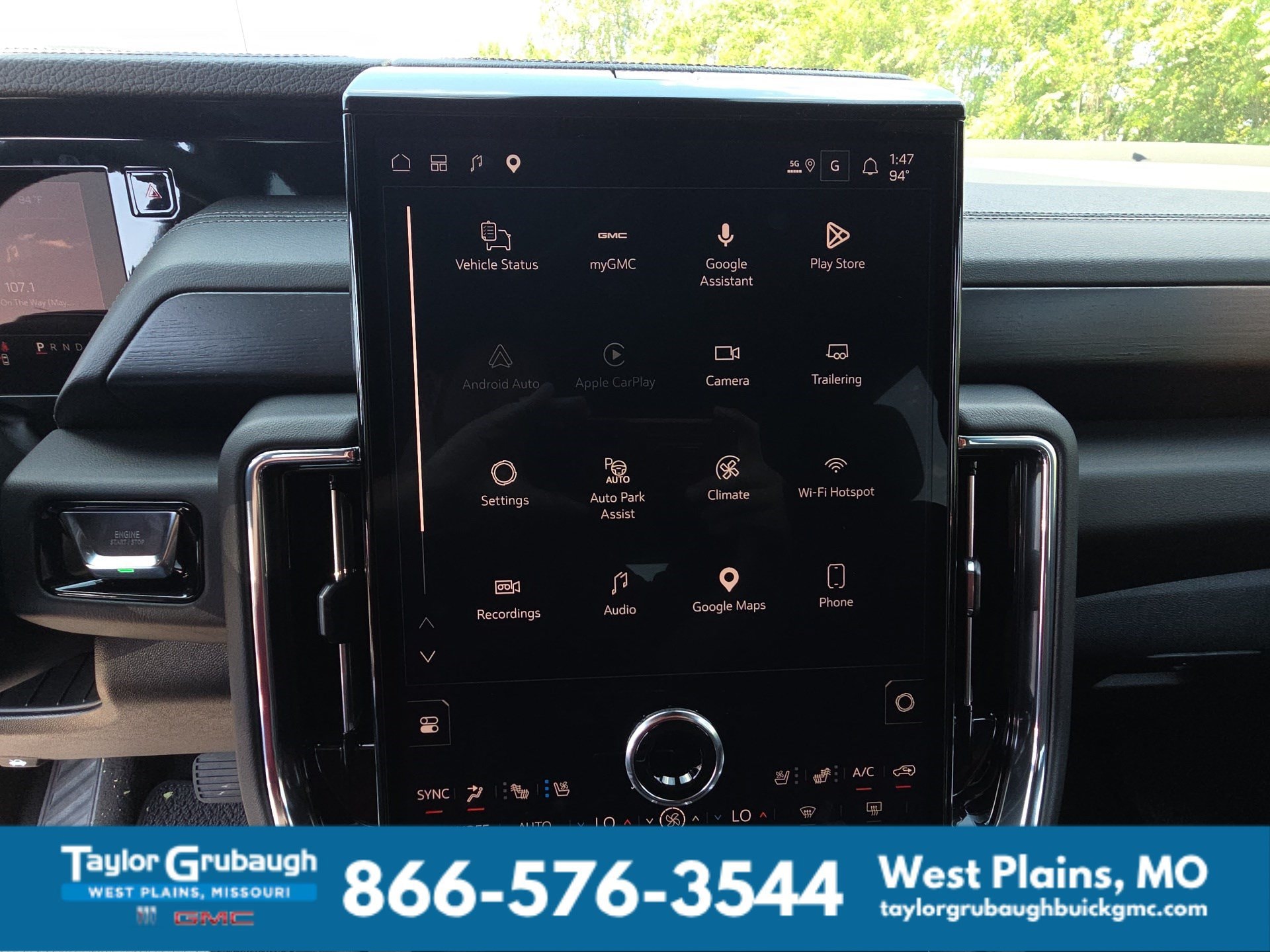 2026 GMC Yukon XL Denali - Photo 23