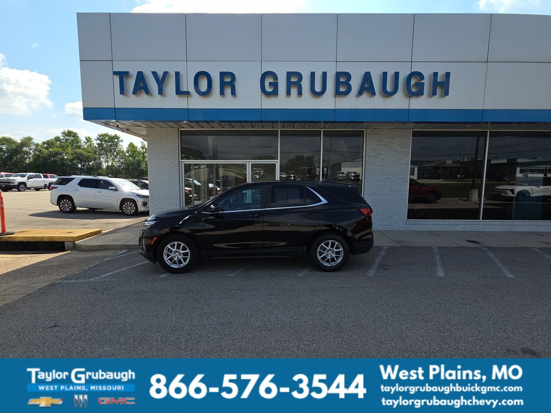 Mosaic Black Metallic 2022 Chevrolet Equinox SUV / Crossover Front-Wheel Drive Automatic