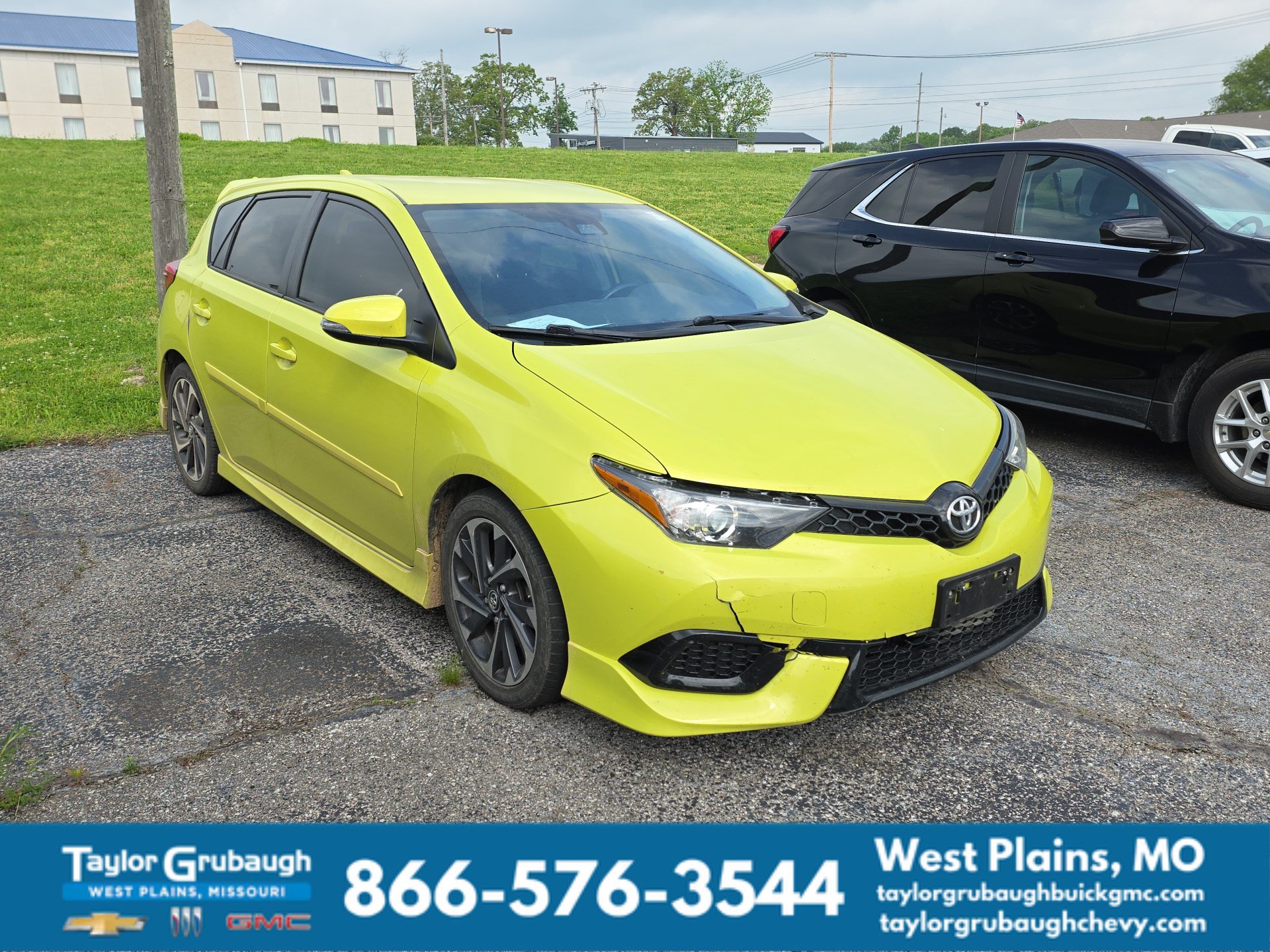 Green 2018 Toyota Corolla Sedan Automatic