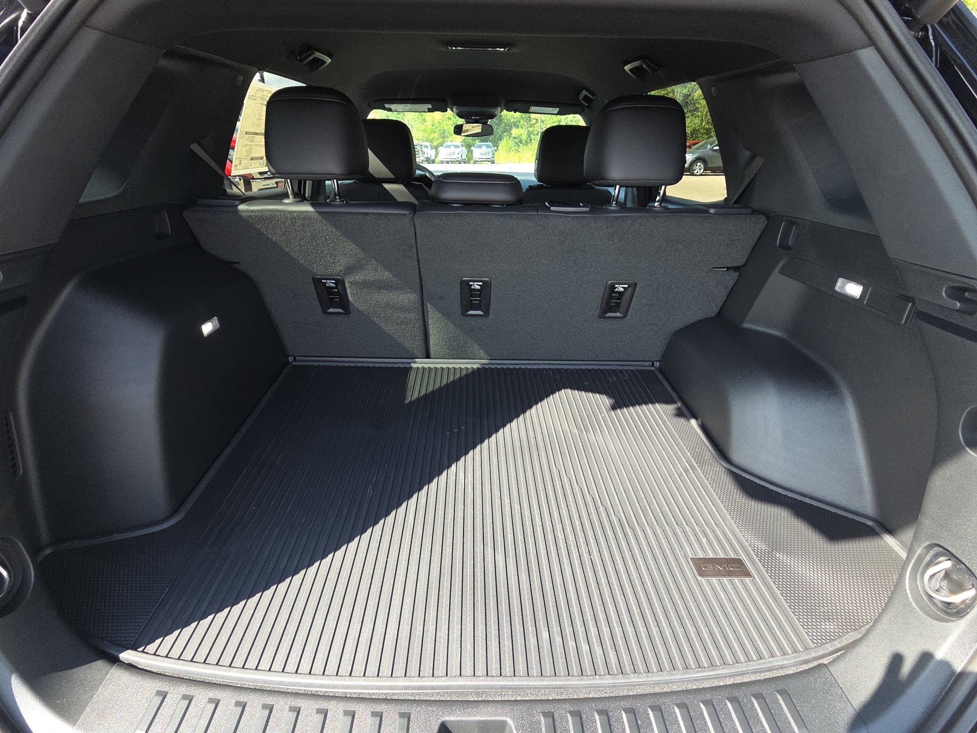 2027 GMC Terrain Elevation - Photo 32