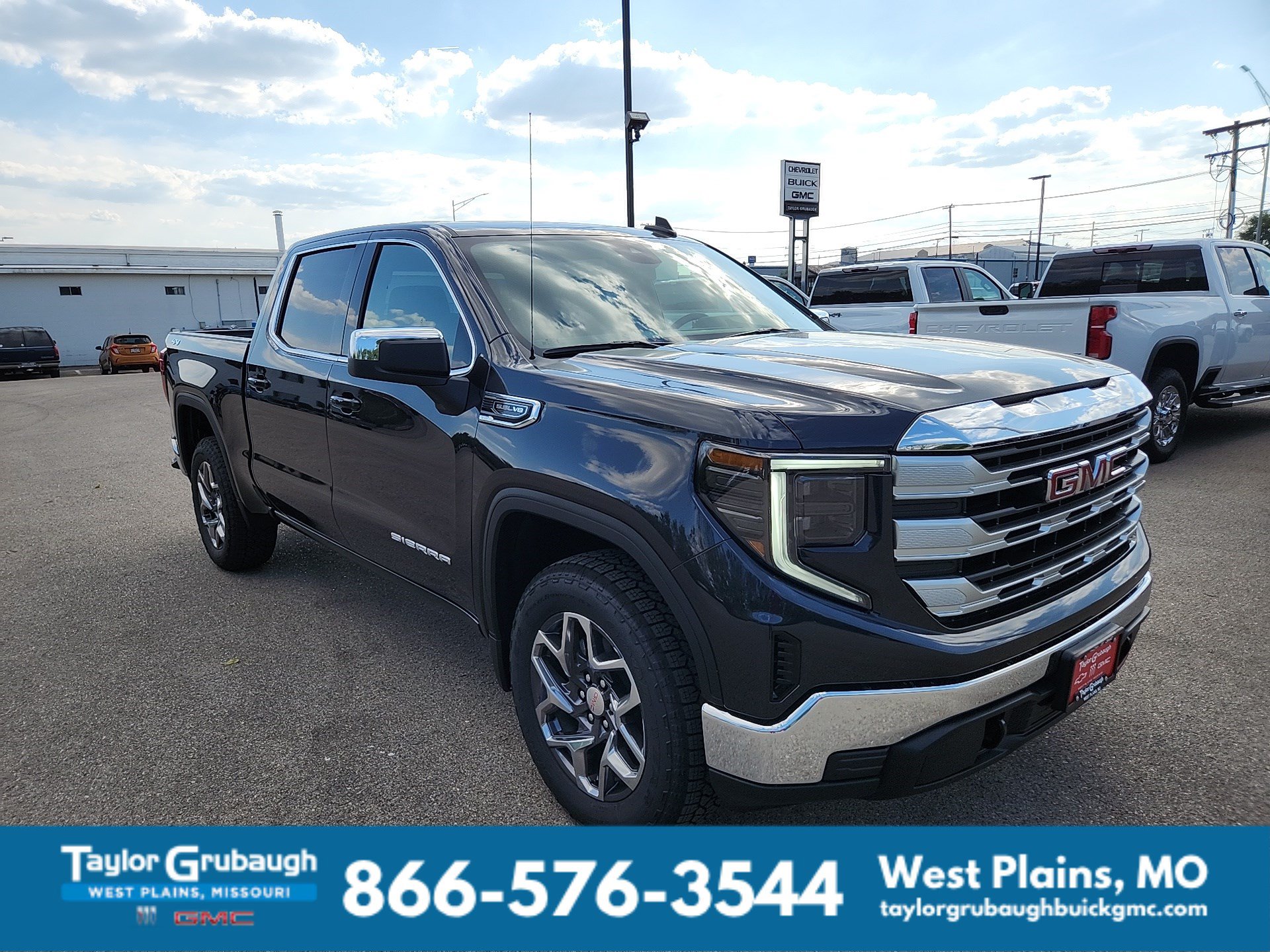 2026 GMC Sierra 1500 SLE - Photo 3