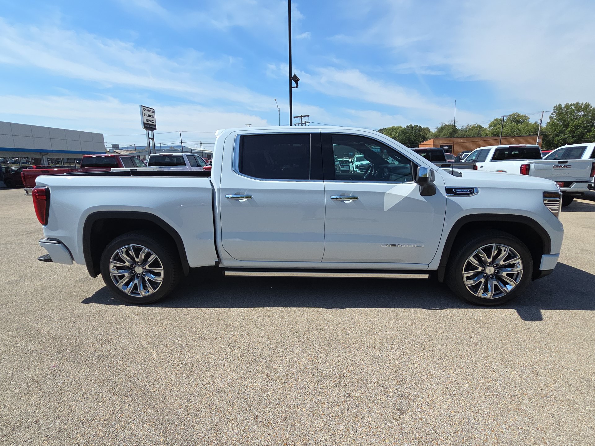 2026 GMC Sierra 1500 Denali - Photo 11