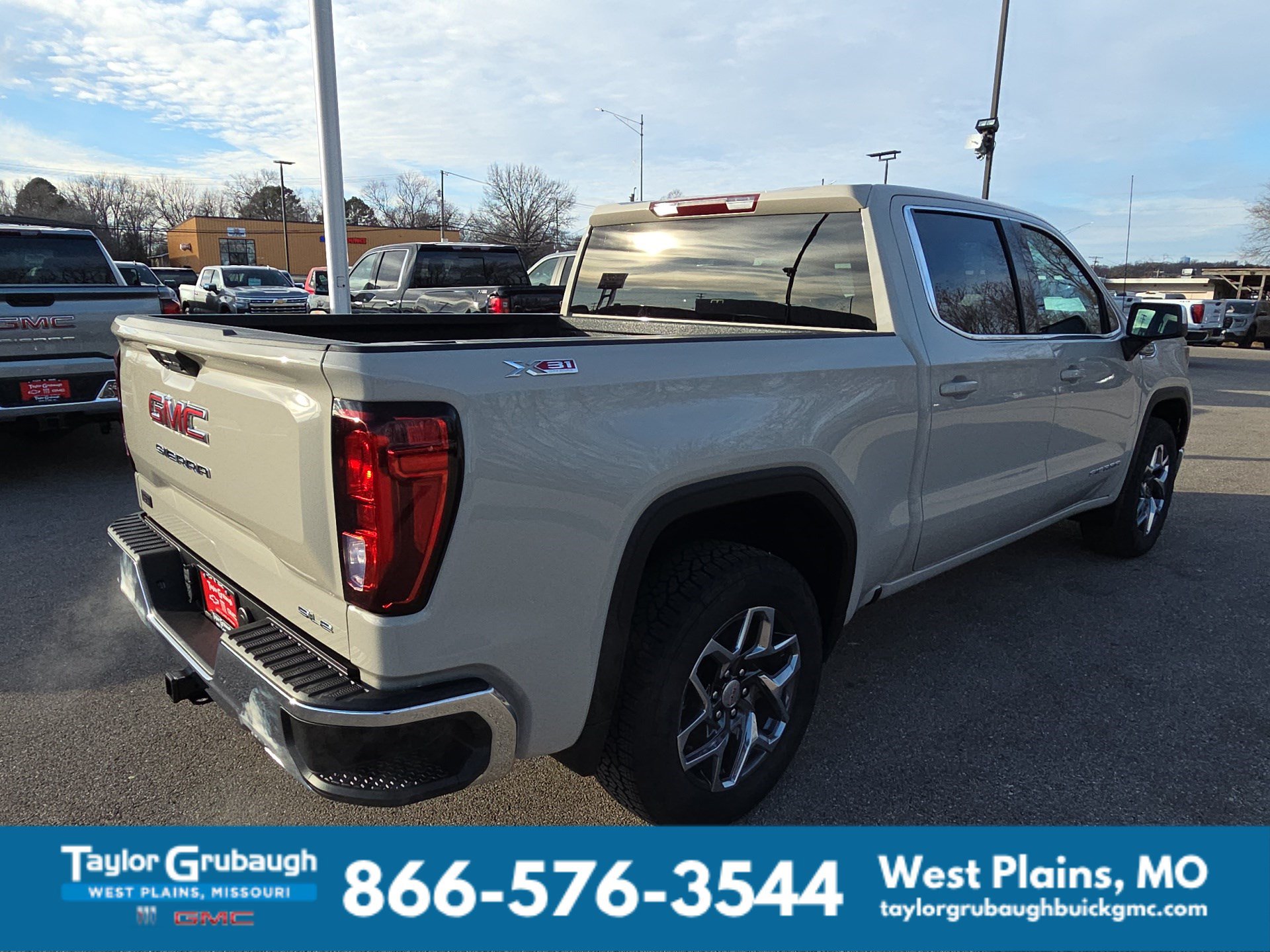 2026 GMC Sierra 1500 SLE - Photo 9