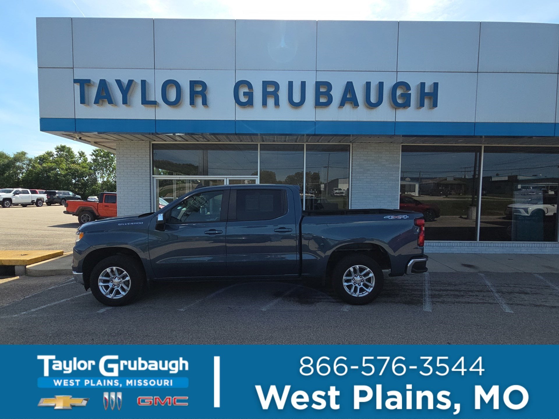 2024 Chevrolet Silverado 1500 LT Crew Cab 4WD