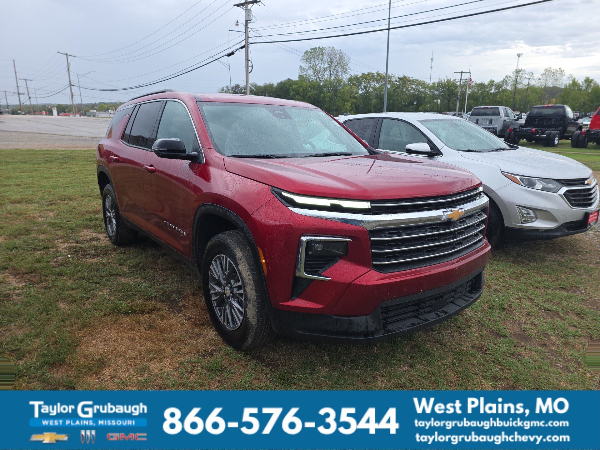 Radiant Red Tintcoat 2026 Chevrolet Traverse SUV / Crossover Four-Wheel Drive Automatic
