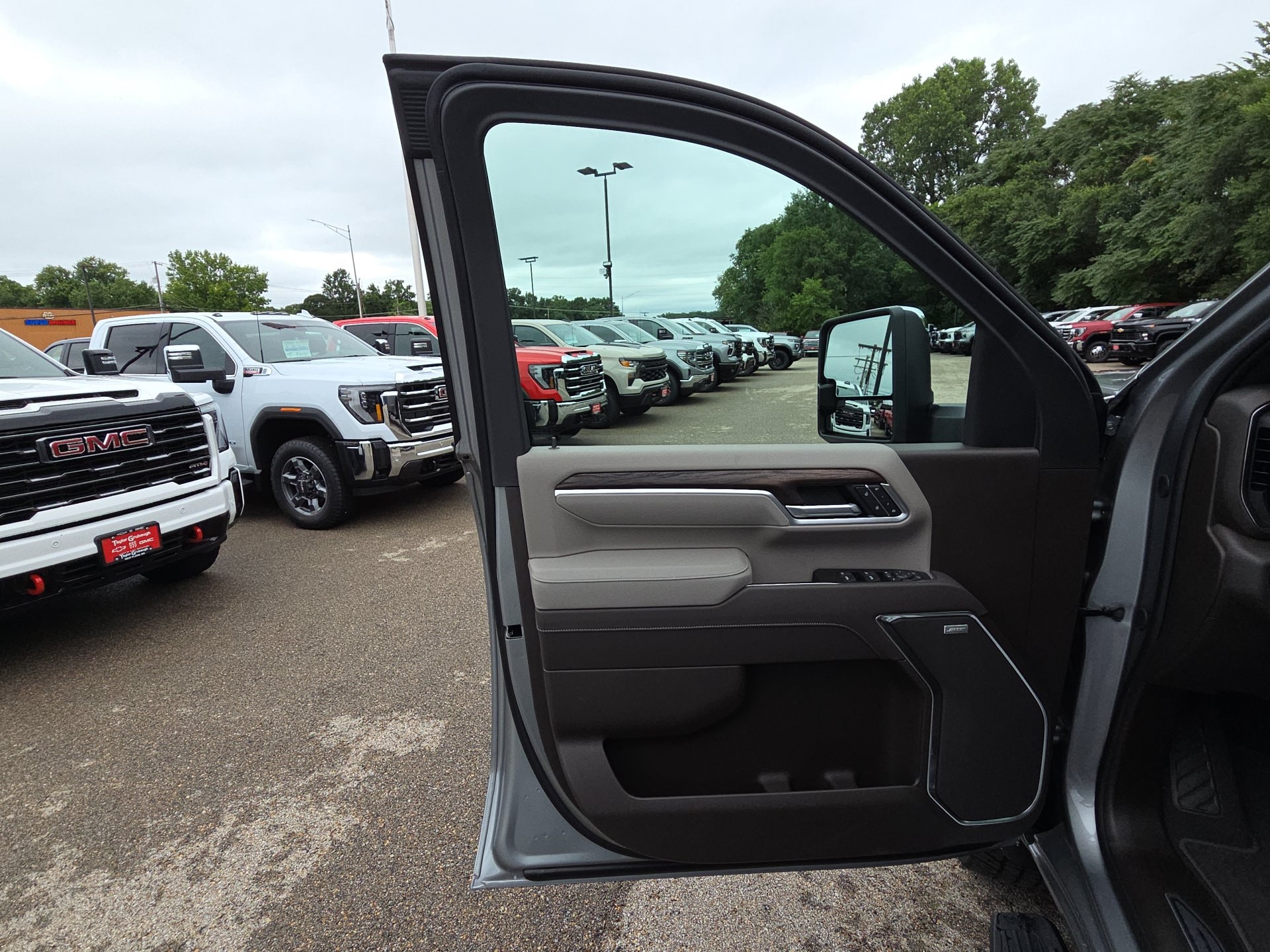 2026 GMC Sierra 2500HD SLT - Photo 13