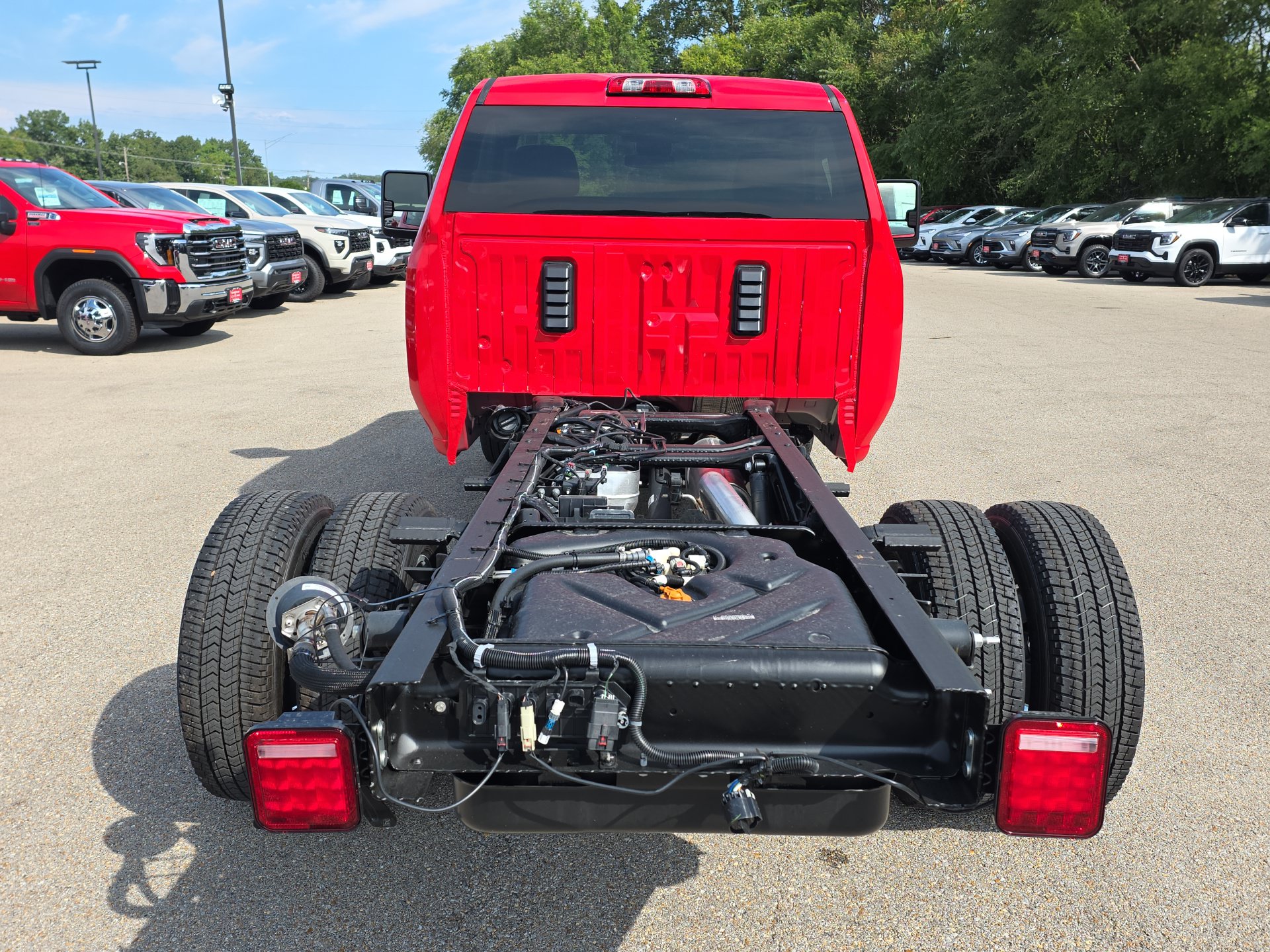 2026 GMC Sierra 3500 Chassis Cab SLE - Photo 7