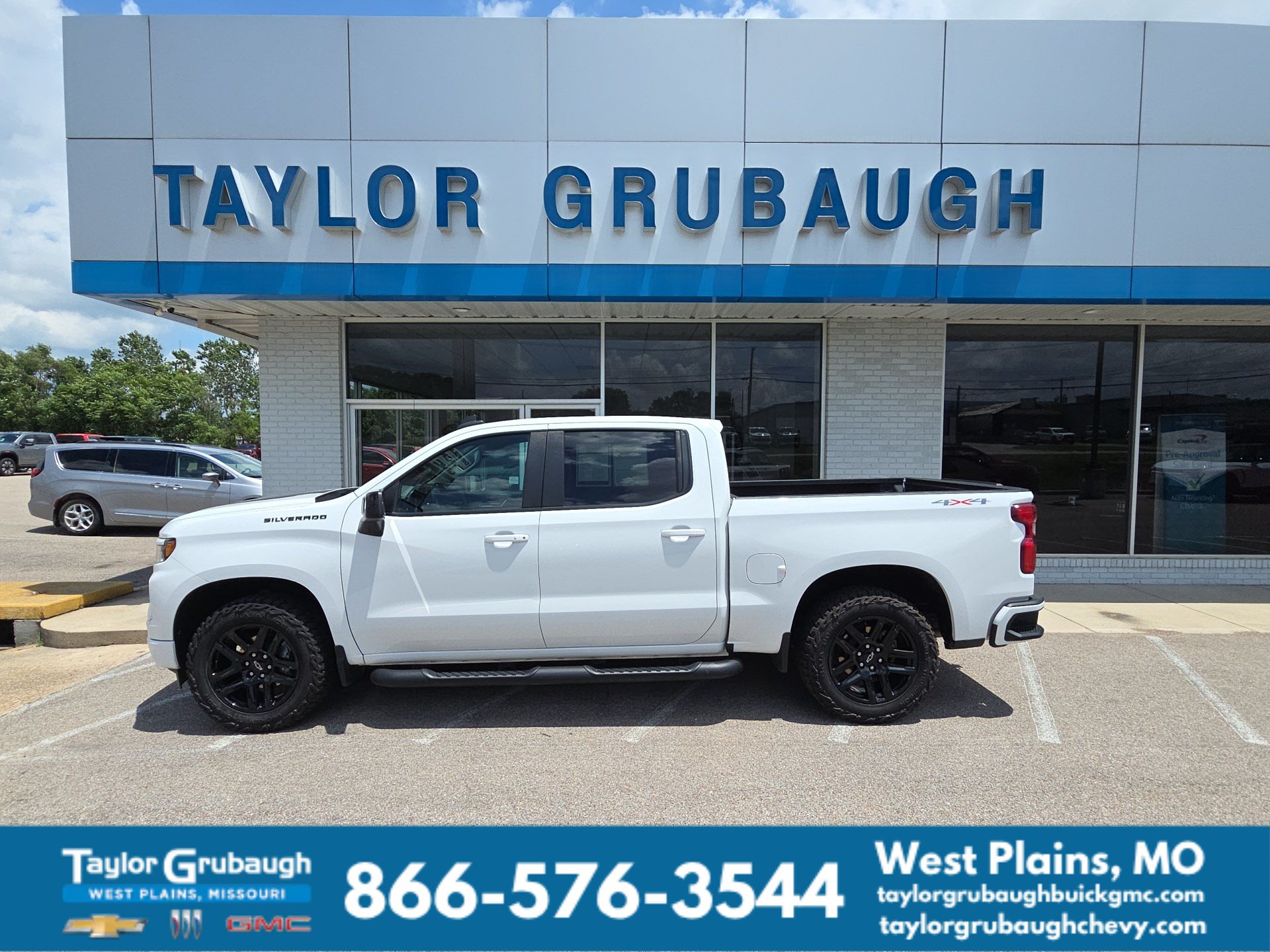 Summit White 2023 Chevrolet Silverado 1500 Pickup Truck Four-Wheel Drive Automatic