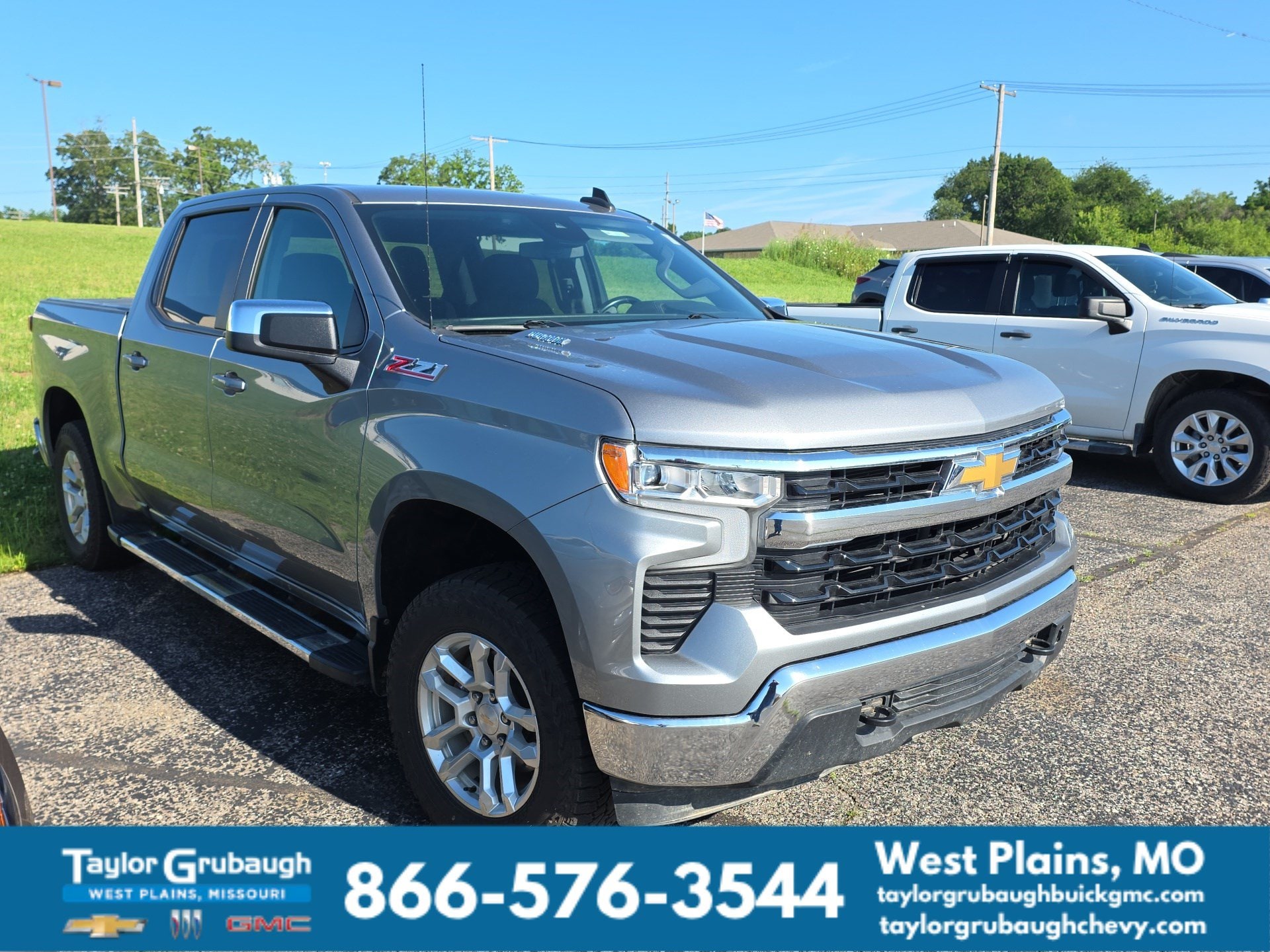 Sterling Gray Metallic 2023 Chevrolet Silverado 1500 Pickup Truck Four-Wheel Drive Automatic