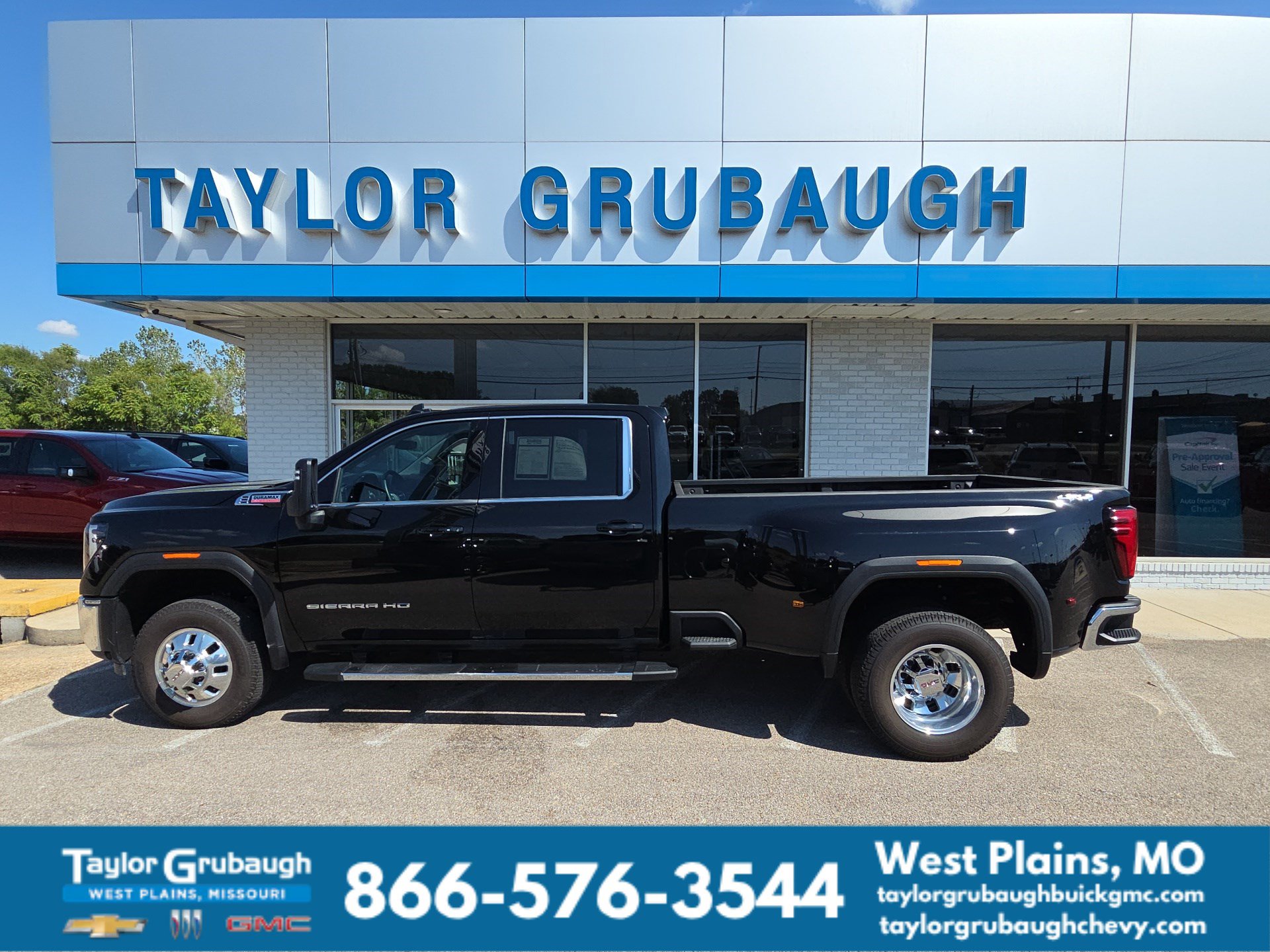 Onyx Black 2025 GMC Sierra 3500HD Pickup Truck Four-Wheel Drive Automatic