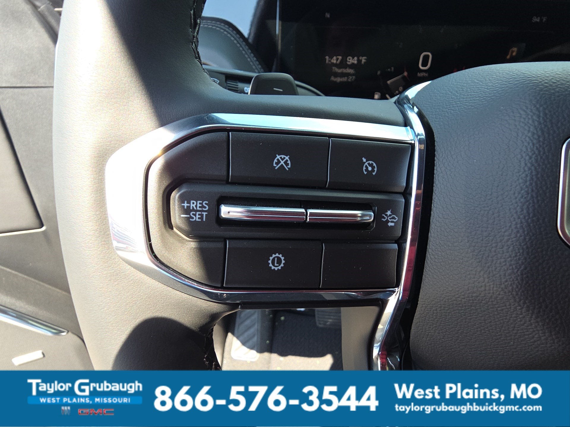 2026 GMC Yukon XL Denali - Photo 18