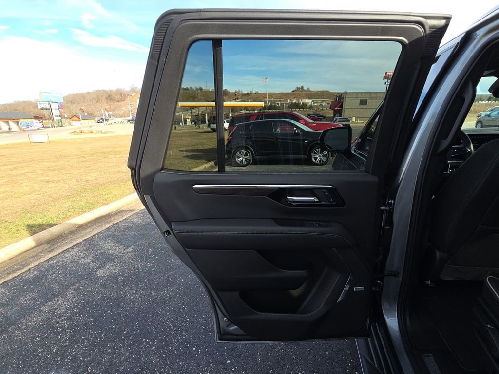 2026 Chevrolet Tahoe Premier - Photo 27