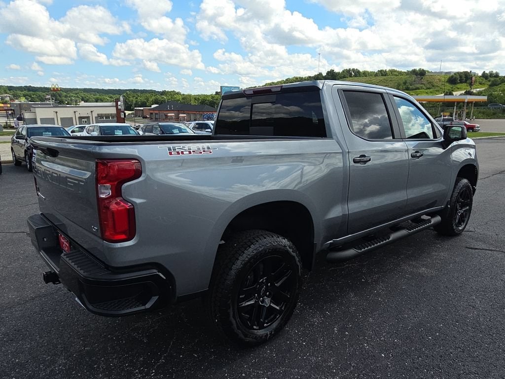 2026 Chevrolet Silverado 1500 LT Trail Boss - Photo 9