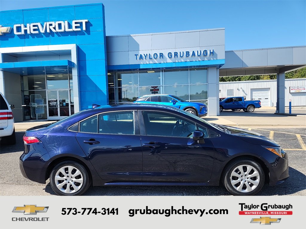 2024 Toyota Corolla LE's photo