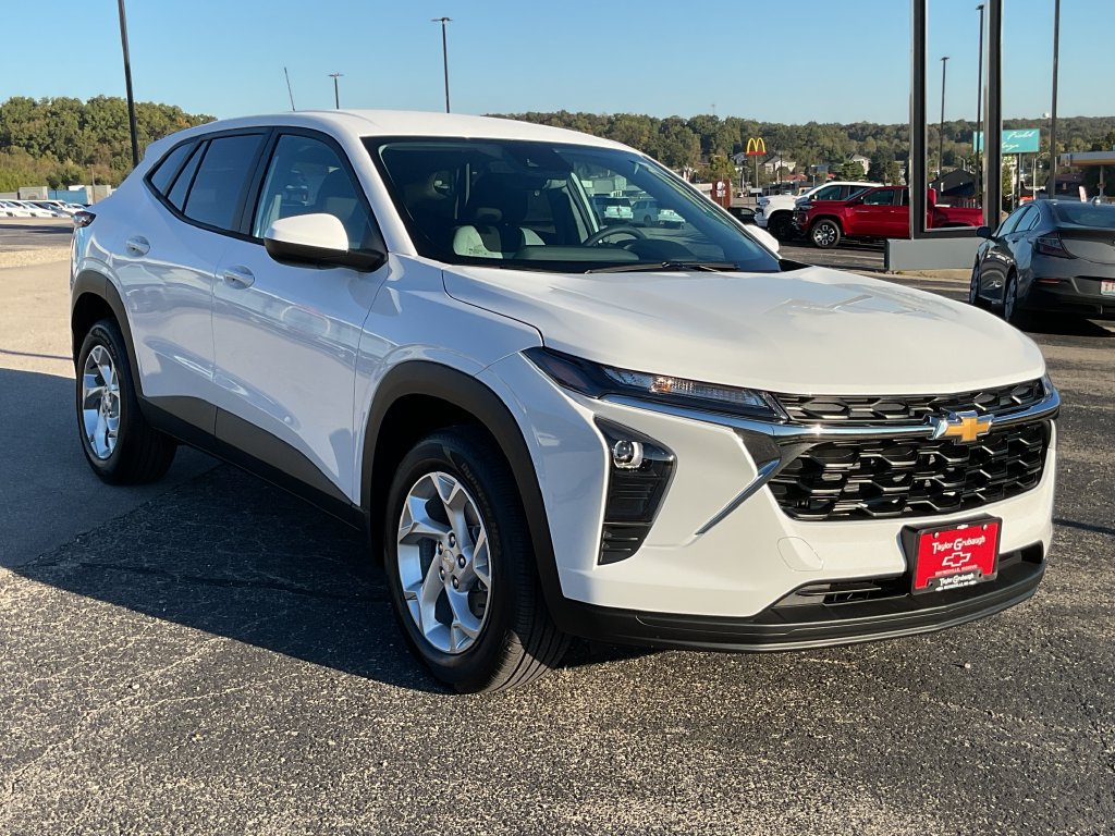 New 2026 Chevrolet Trax LS SUV