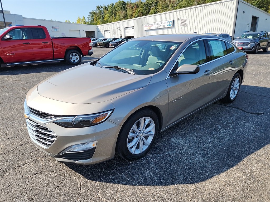 2025 Chevrolet Malibu 1LT photo 4