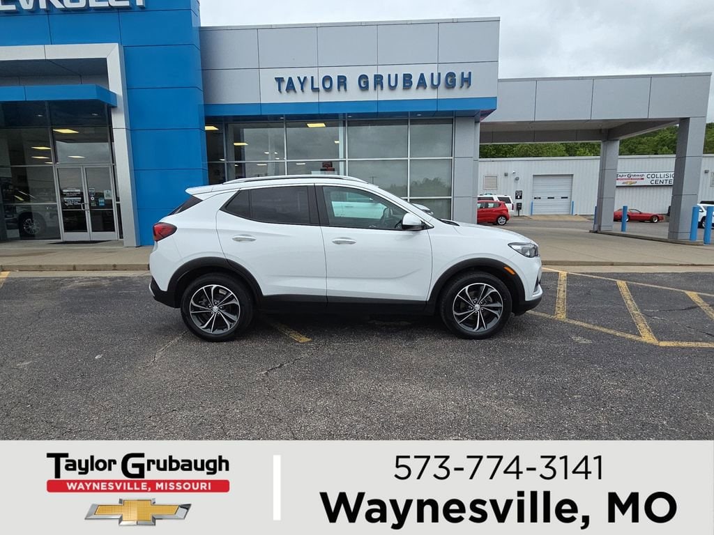 2023 Buick Encore GX Select's photo