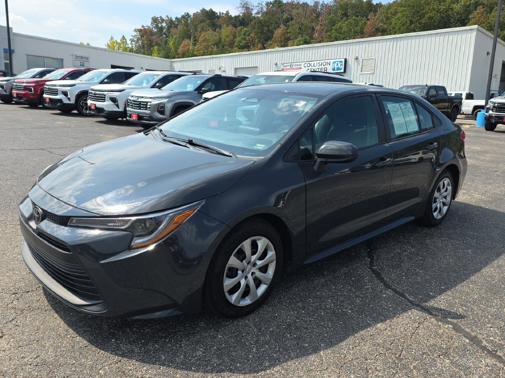 Used 2025 Toyota Corolla LE