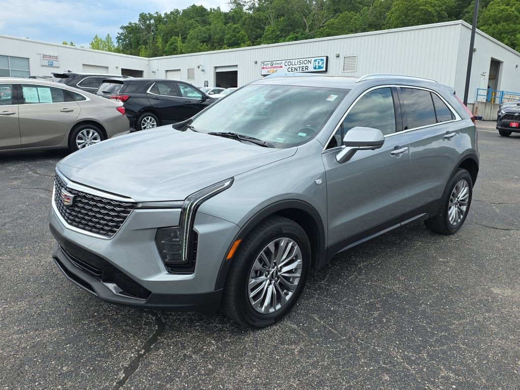 Used 2025 CADILLAC XT4 Premium Luxury SUV