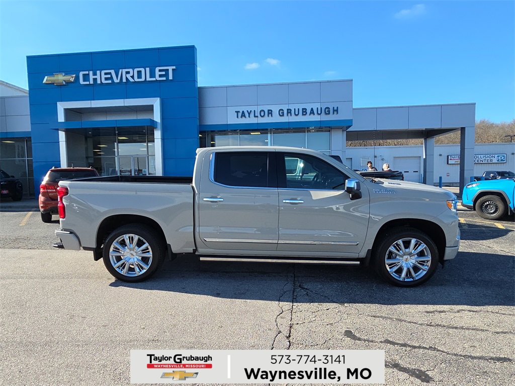 2026 Chevrolet Silverado High Country's photo