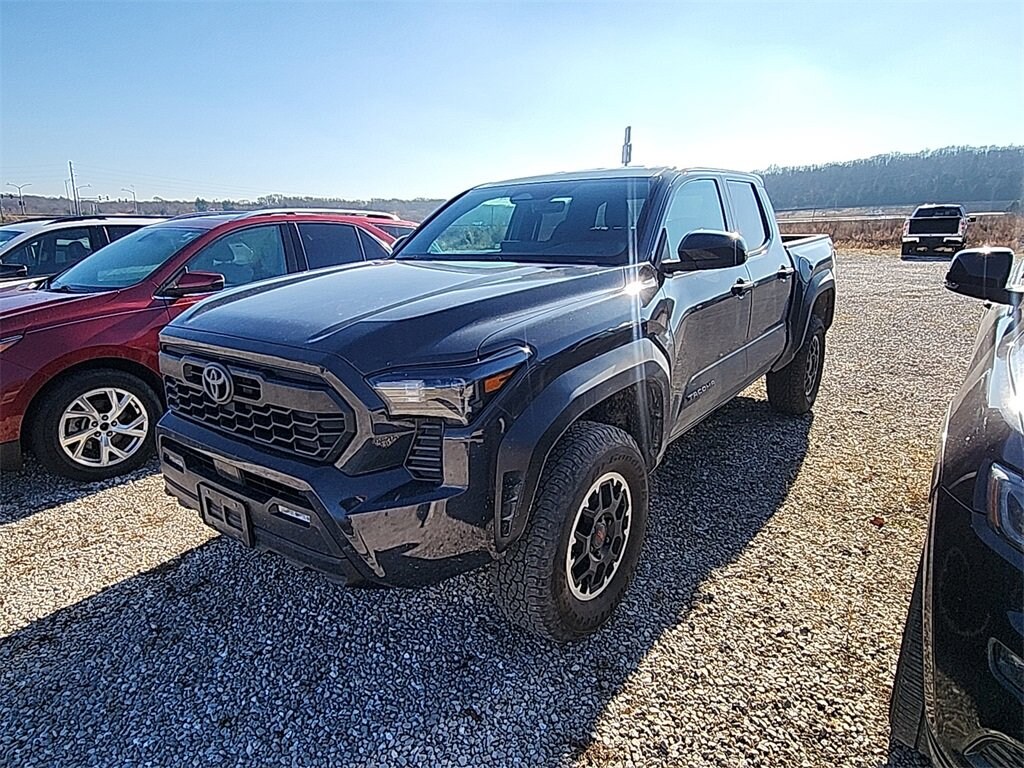 Used 2024 Toyota Tacoma 4WD SR5