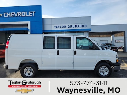 2025 Chevrolet Express Cargo WT Van